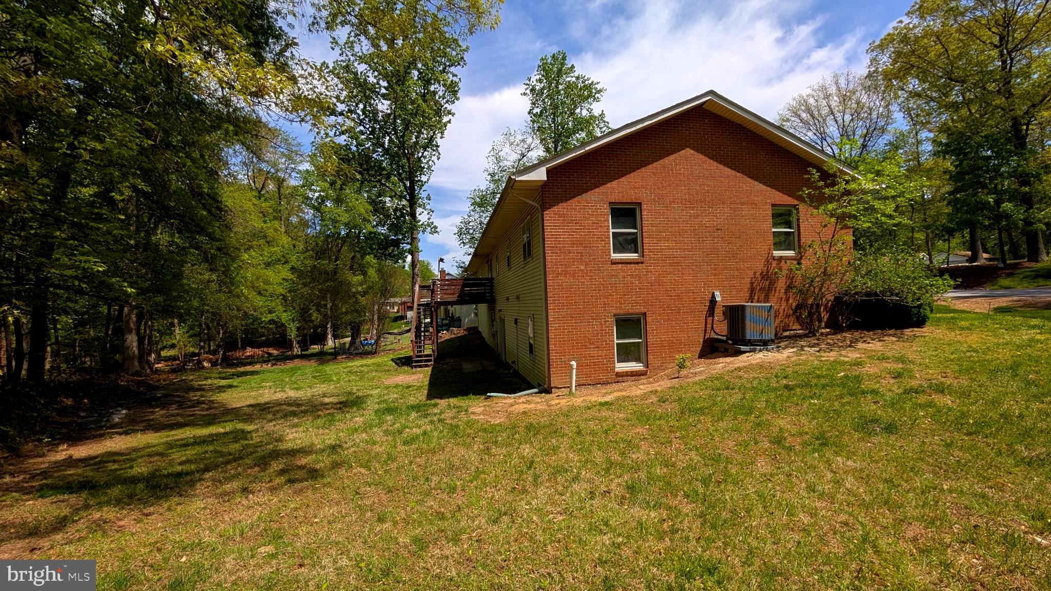 MOUNT HIGH - Residential