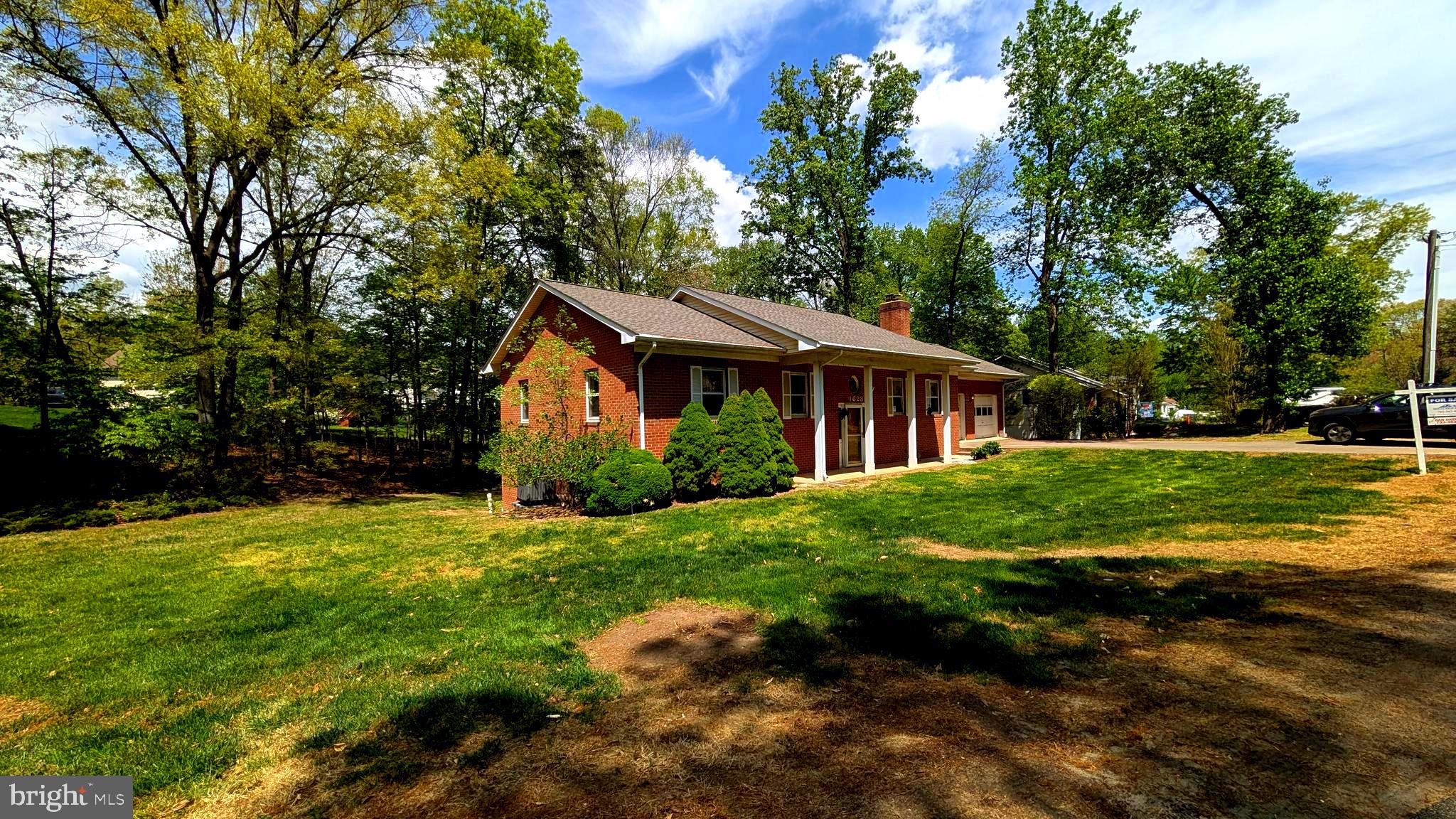 MOUNT HIGH - Residential