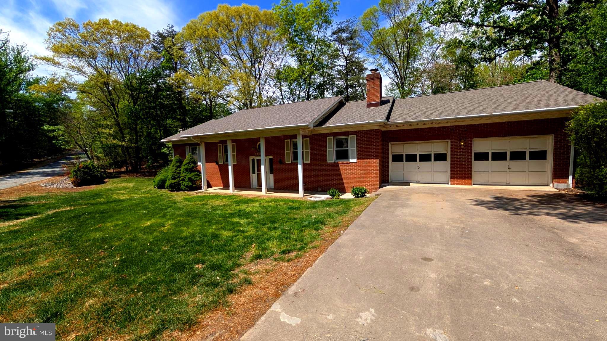 MOUNT HIGH - Residential