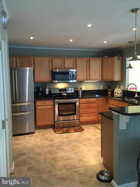 GREEN MEADOWS - Residential