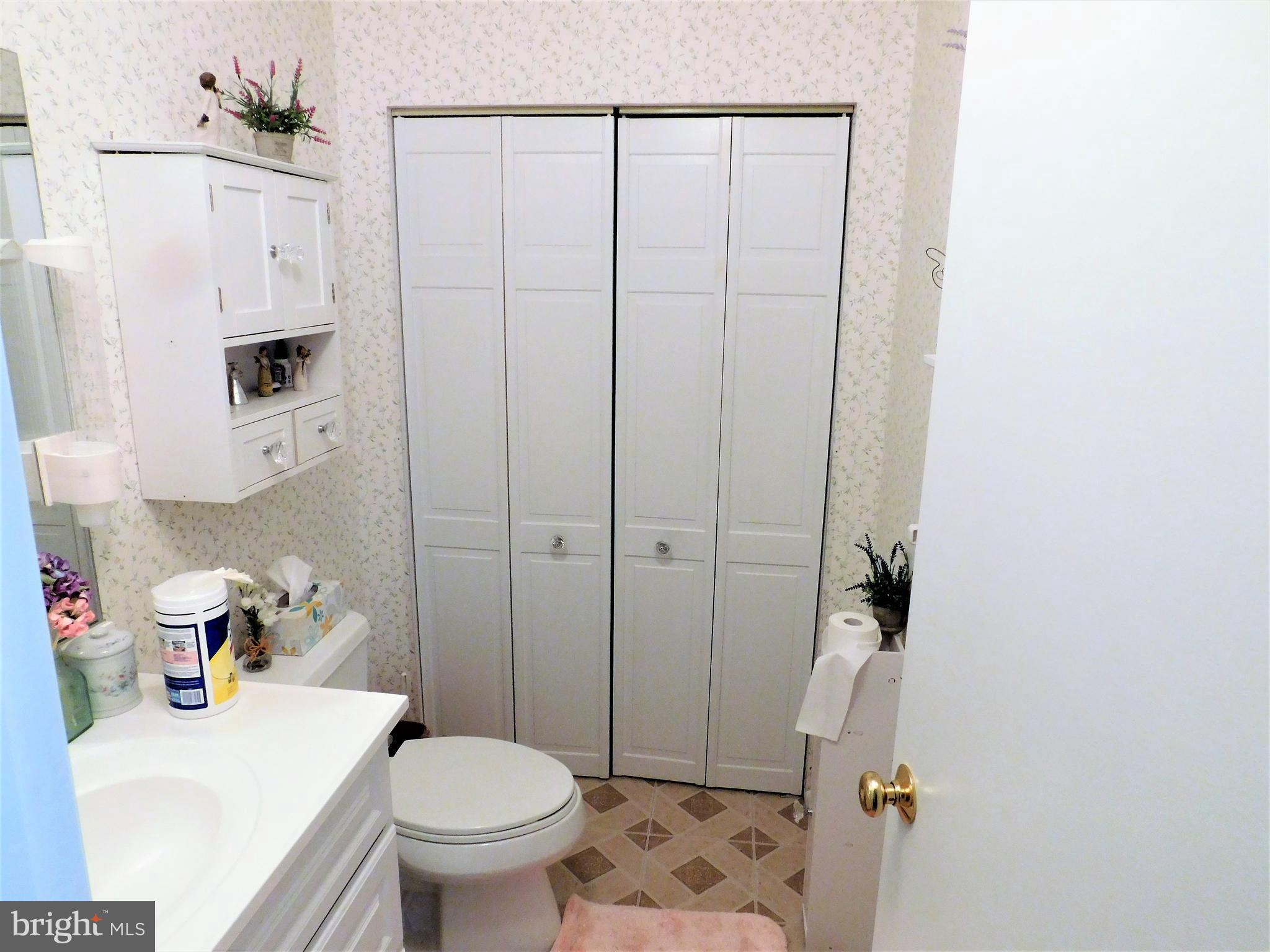 CRESTWOOD VILLAGE - Residential