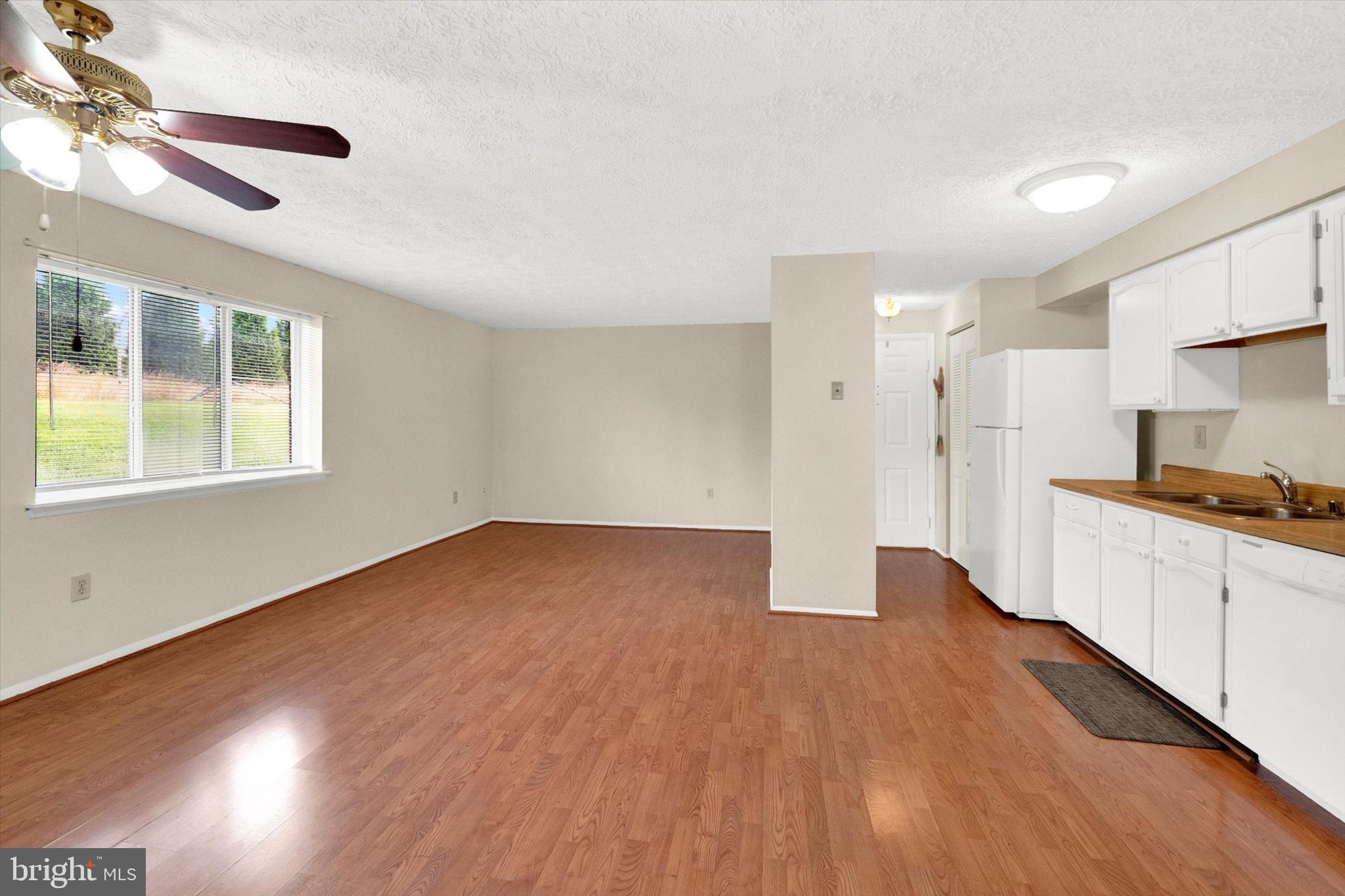 AMBERTOWNE - Residential