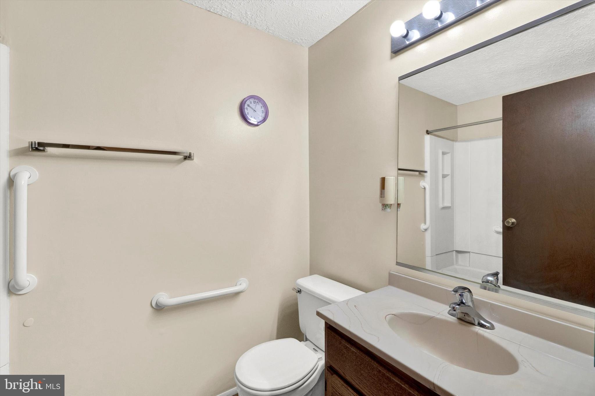 AMBERTOWNE - Residential