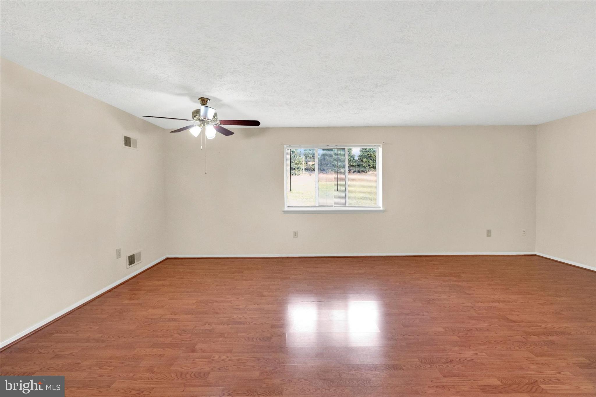 AMBERTOWNE - Residential