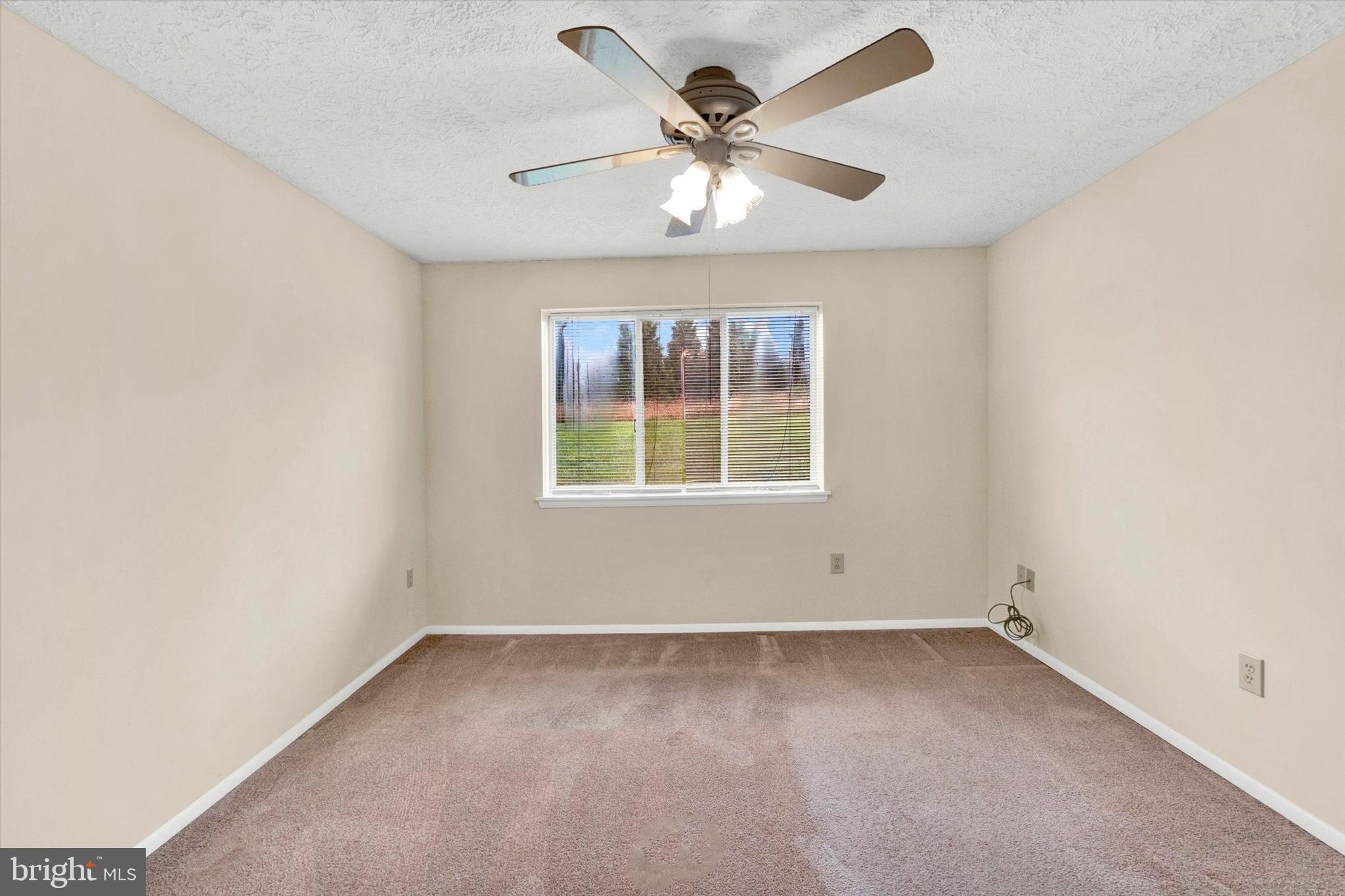 AMBERTOWNE - Residential