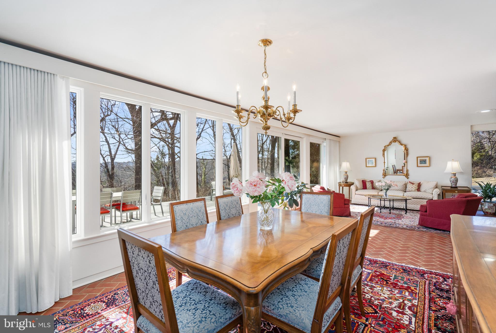 WOODBROOK - Residential