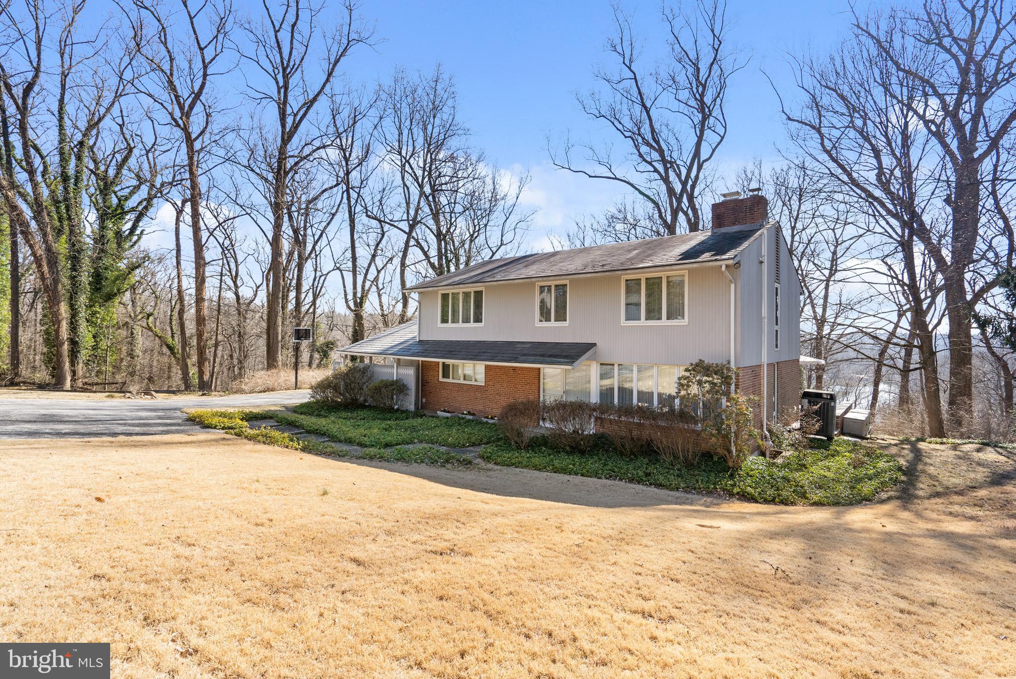 WOODBROOK - Residential