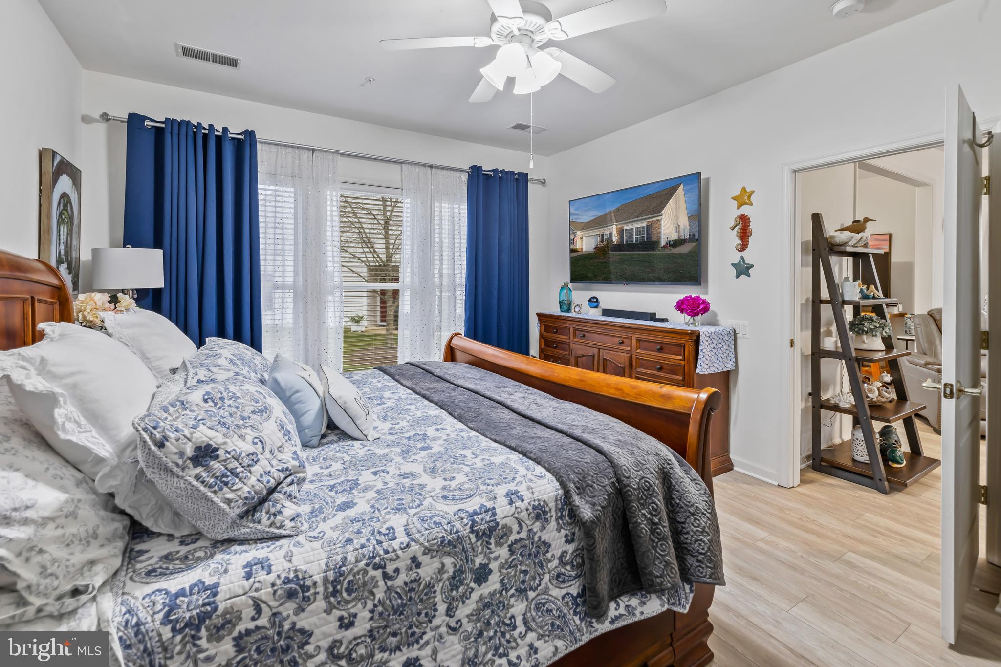 THE VILLAS AT FALLS RUN - Residential