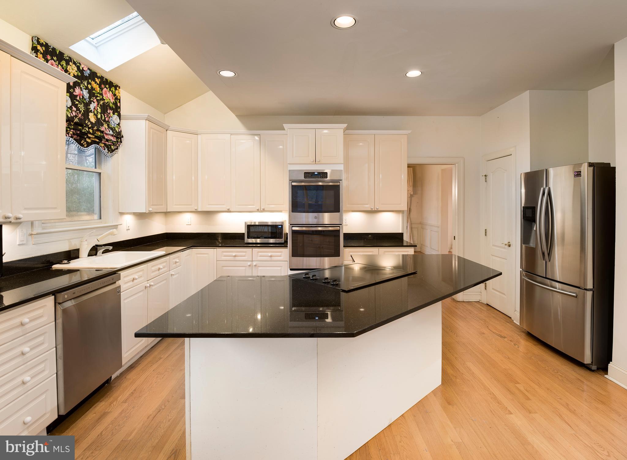 ROBERT BRUCE - Residential