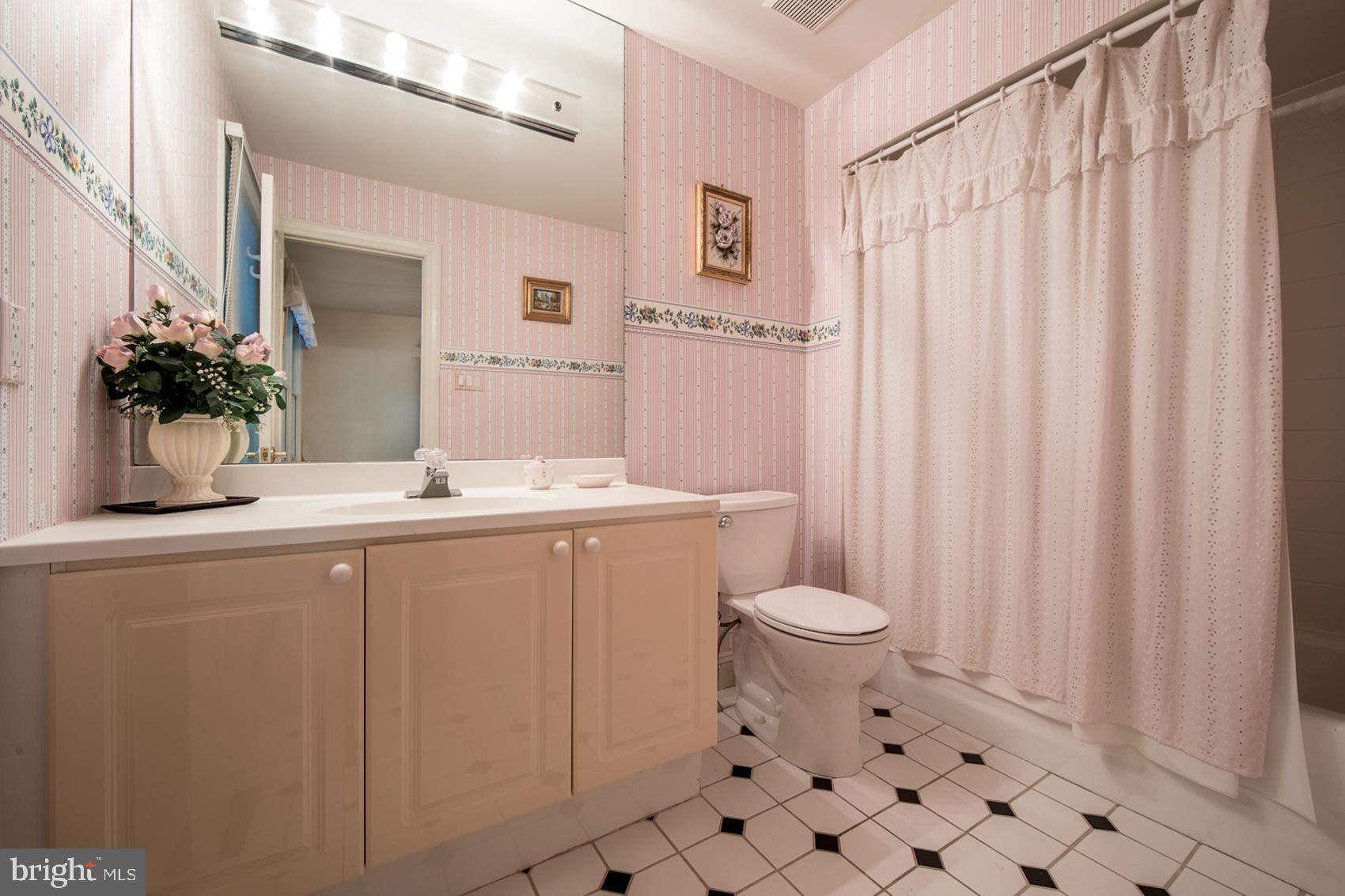 ROBERT BRUCE - Residential