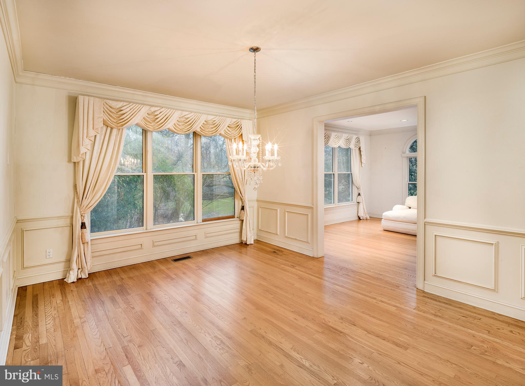 ROBERT BRUCE - Residential