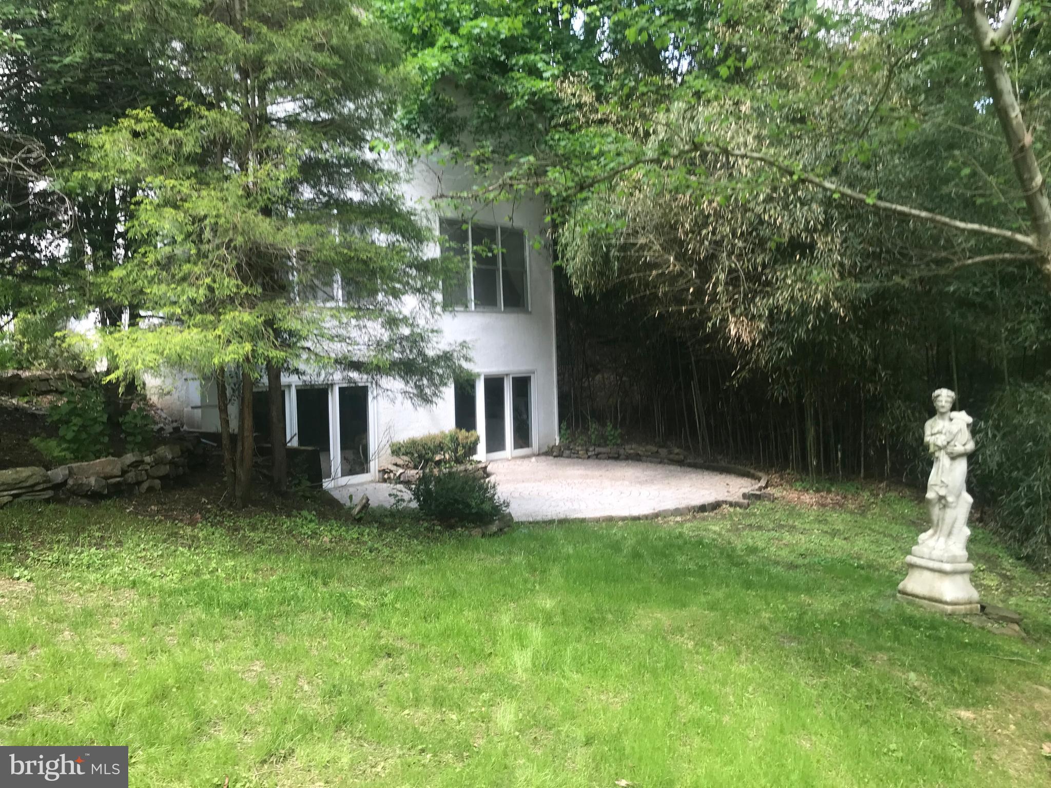 ROBERT BRUCE - Residential