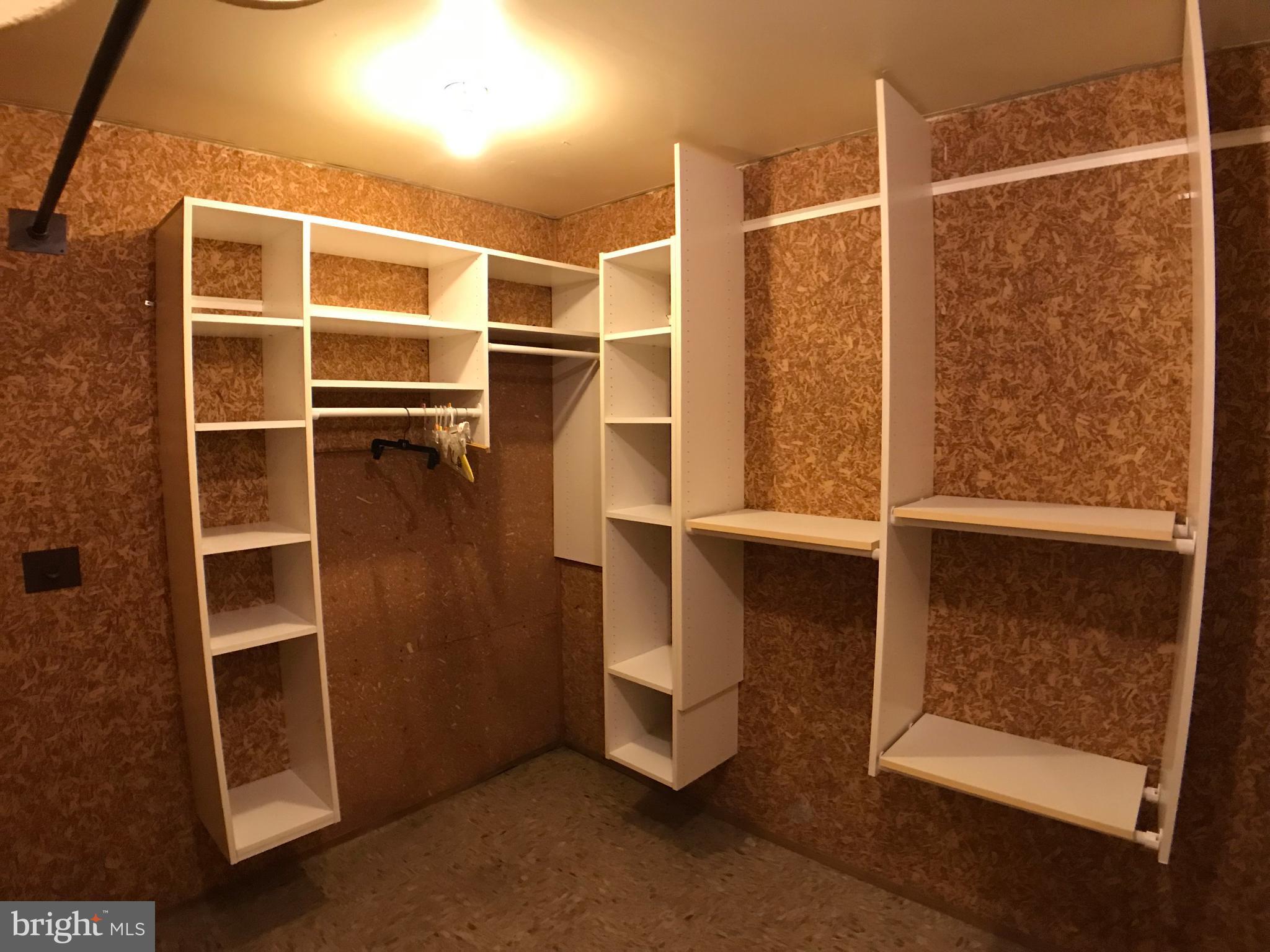 HUNT RIDGE - Residential Lease