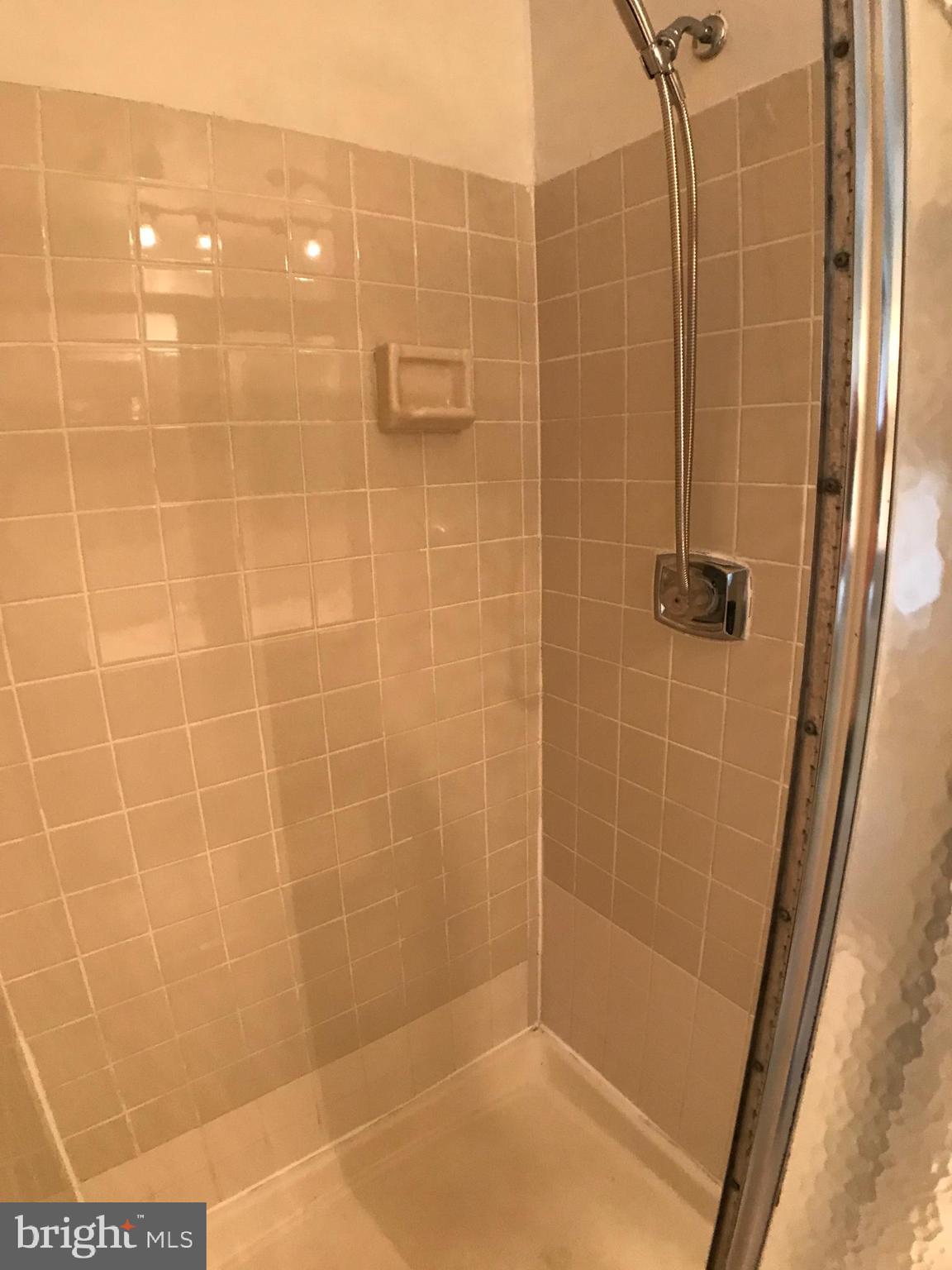 HUNT RIDGE - Residential Lease