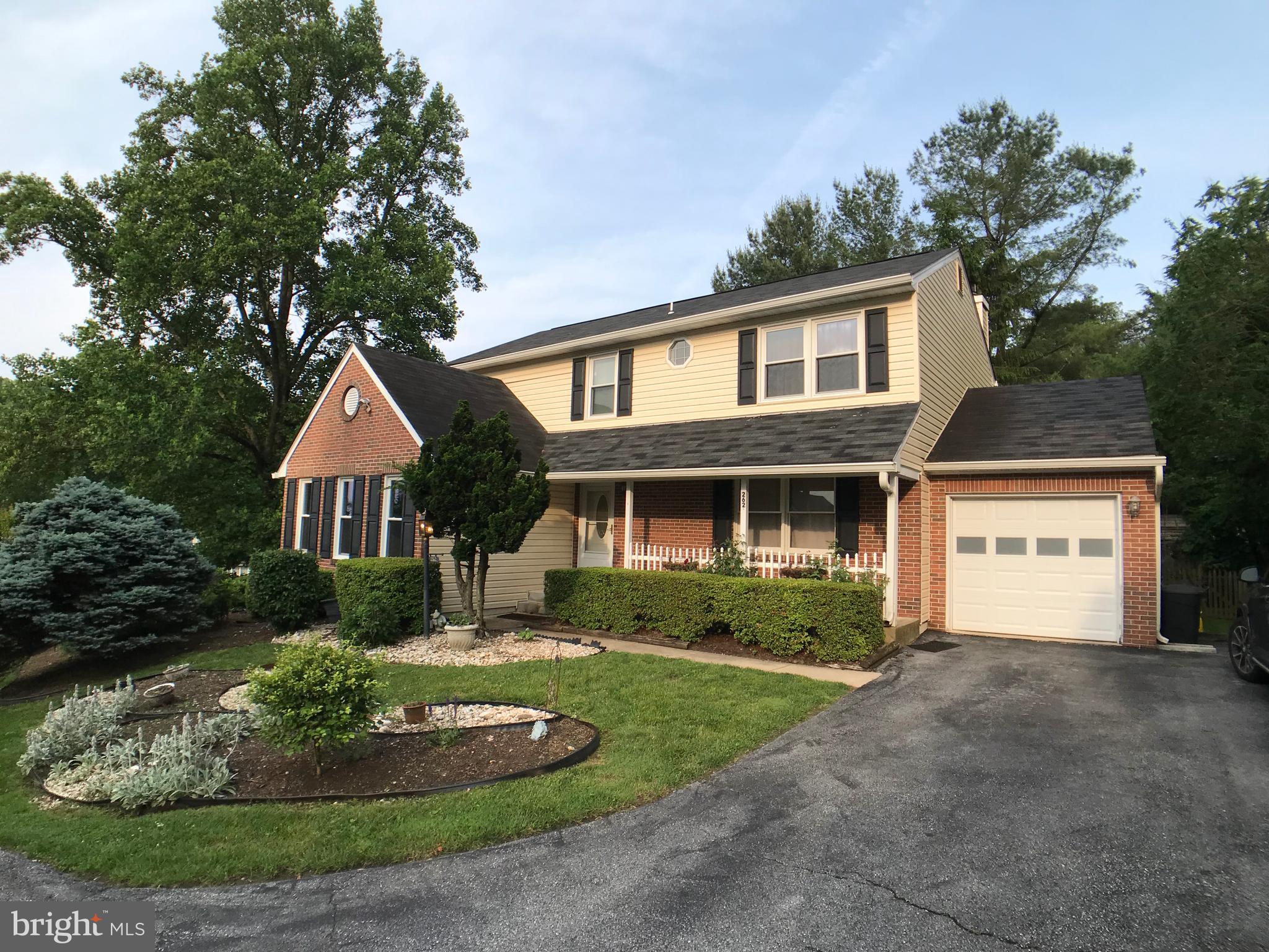 HUNT RIDGE - Residential Lease