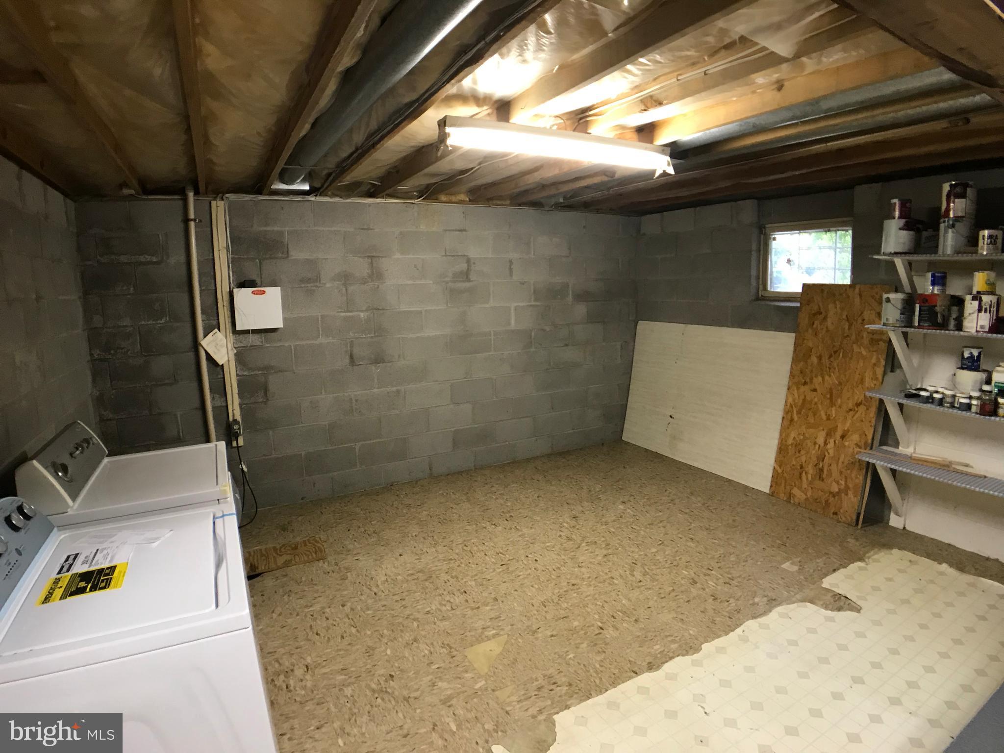 HUNT RIDGE - Residential Lease