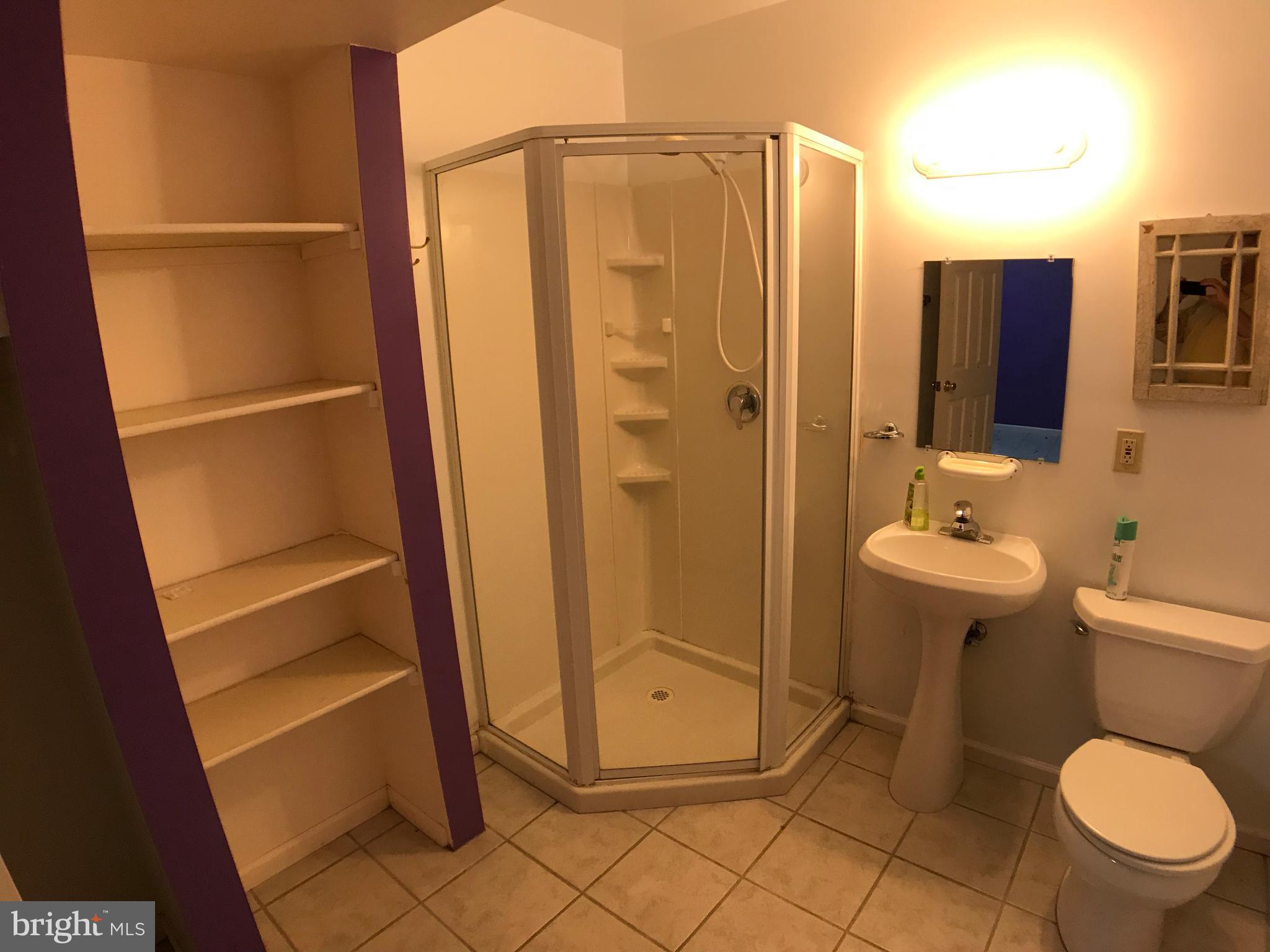 HUNT RIDGE - Residential Lease