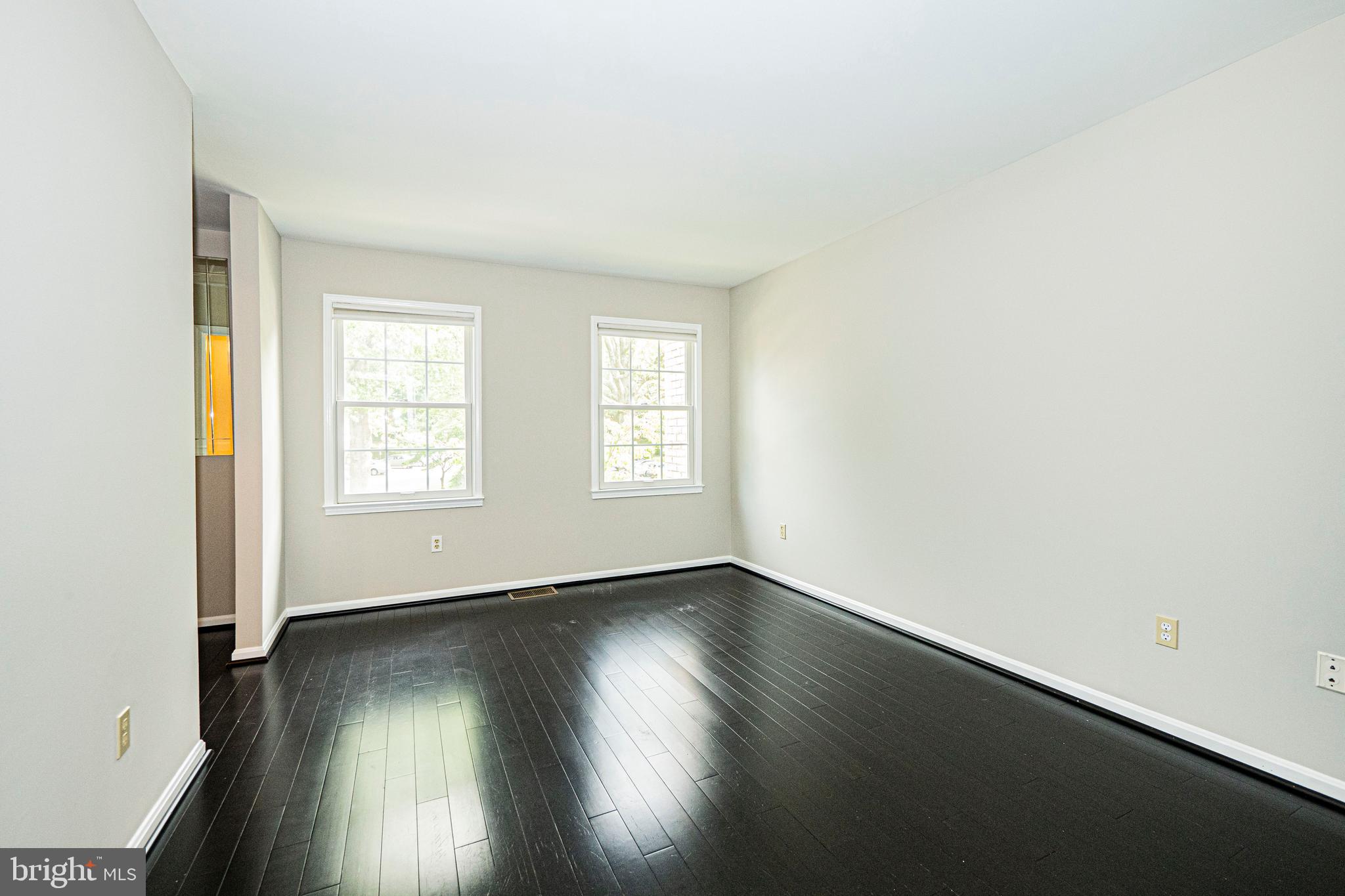 DIAMOND FARM - Residential Lease