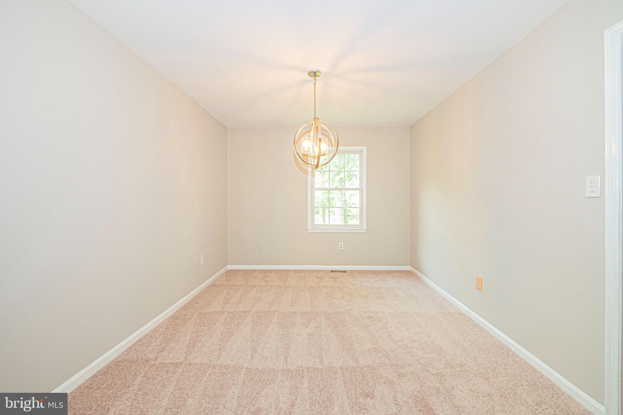 DIAMOND FARM - Residential Lease