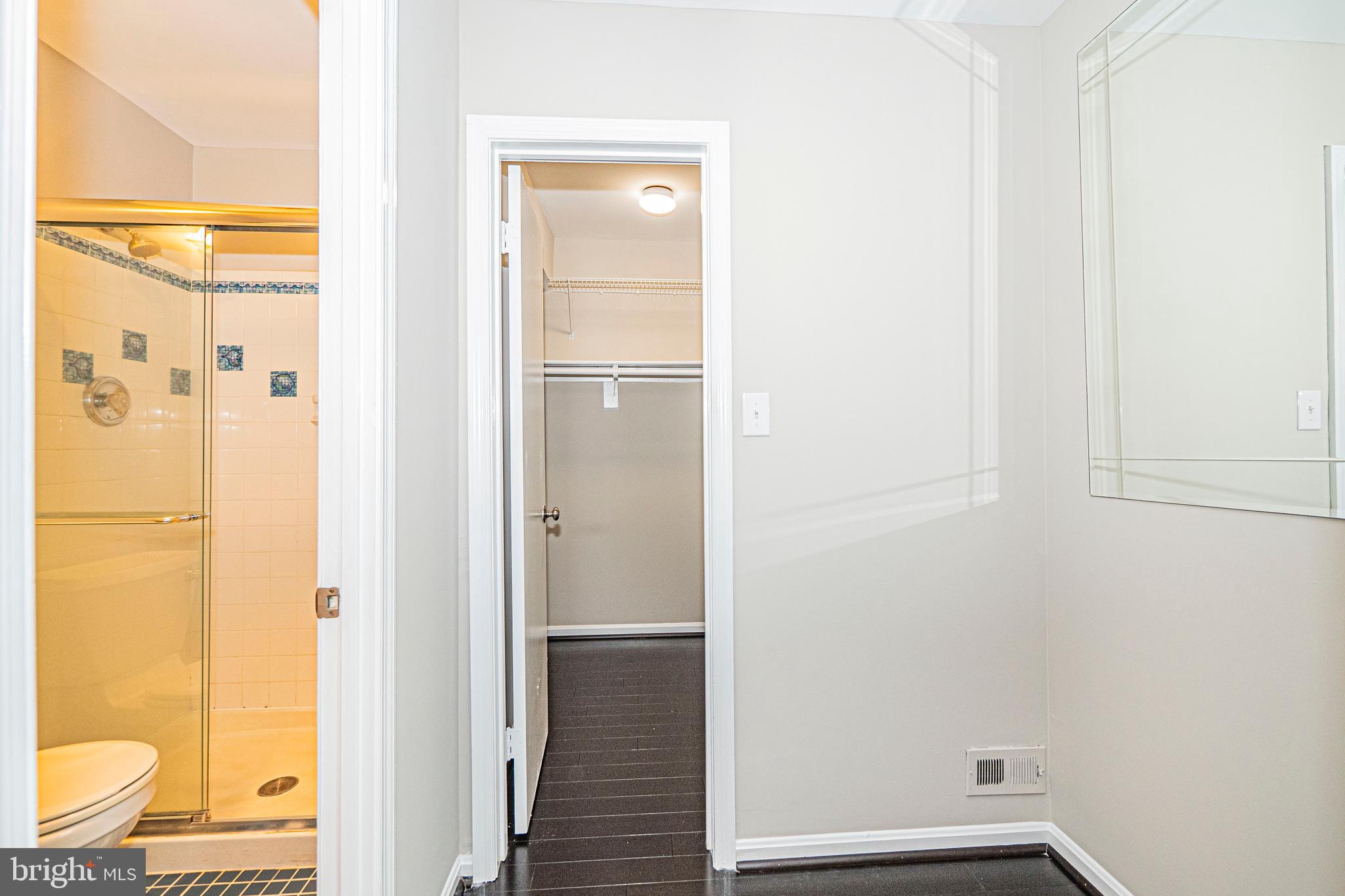 DIAMOND FARM - Residential Lease