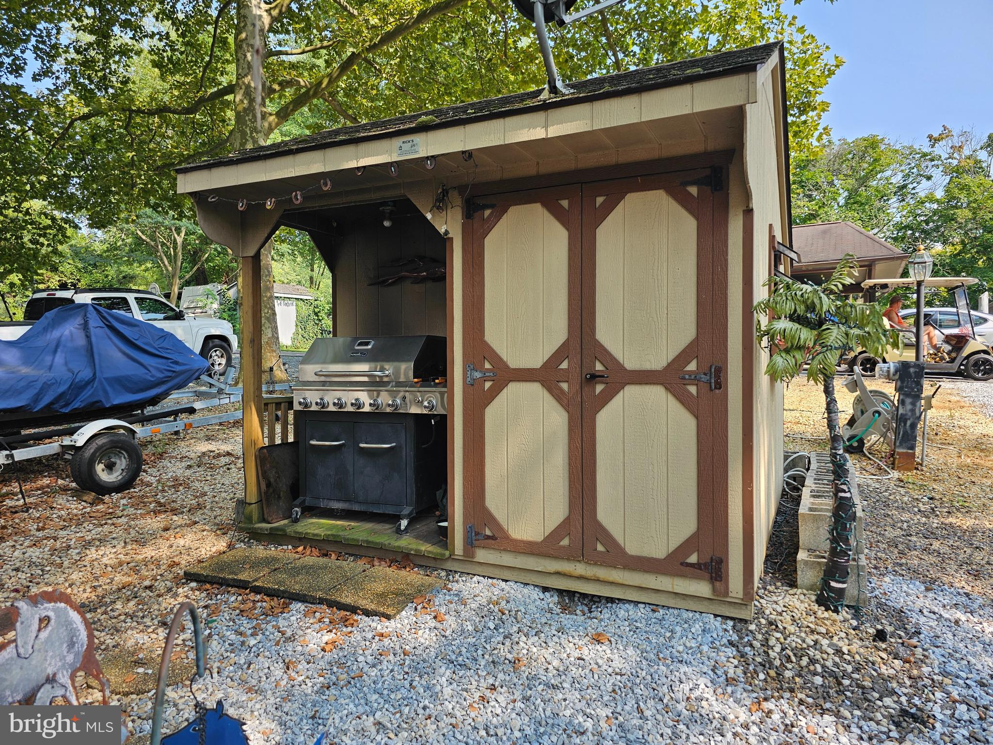 INDIAN ACRES - Residential