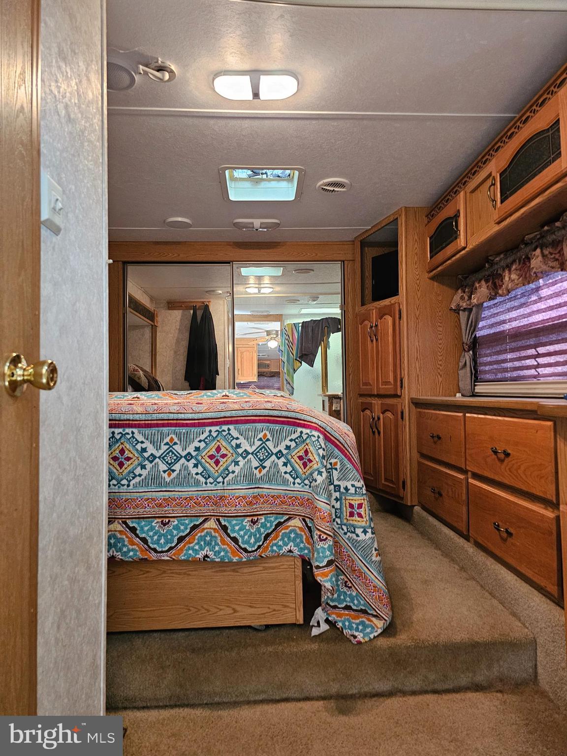227,226 LITTLE BEAVER LANE GLEN 1
