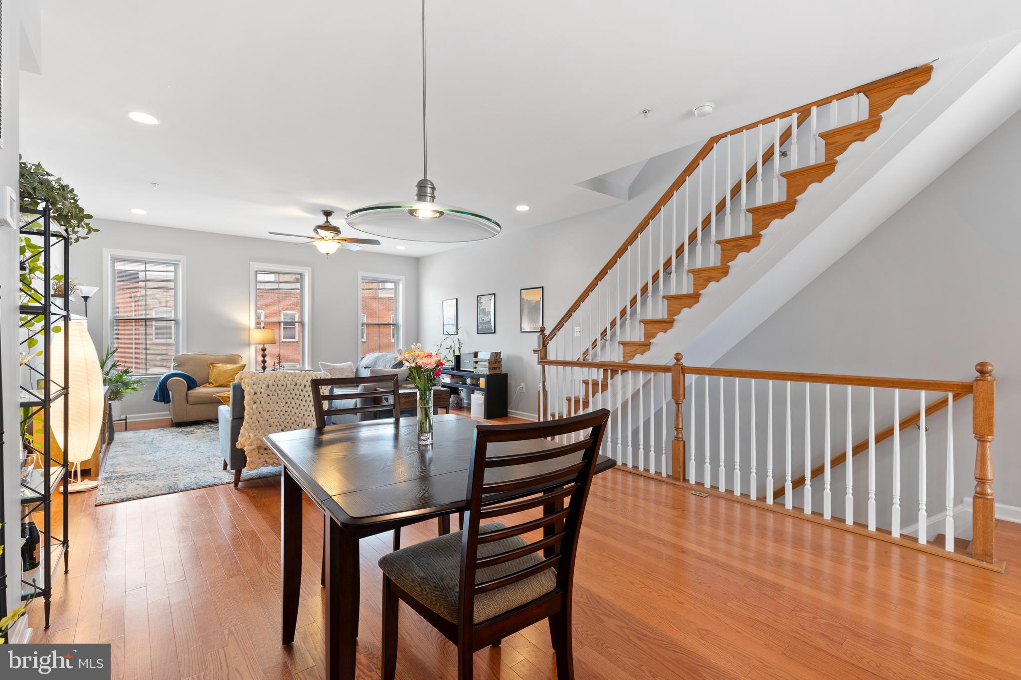 LOCUST POINT - Residential