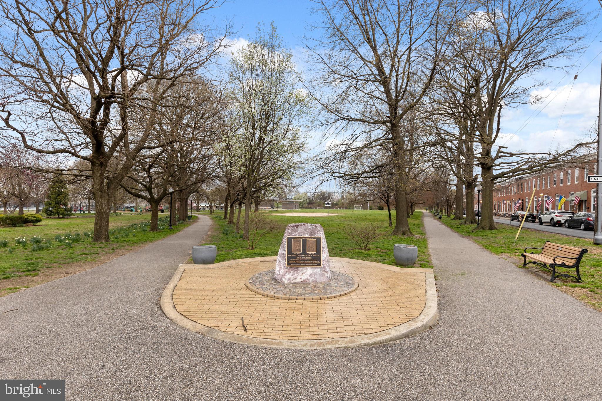 LOCUST POINT - Residential