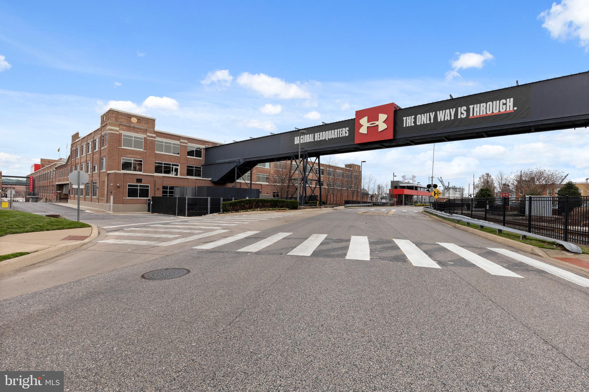 LOCUST POINT - Residential