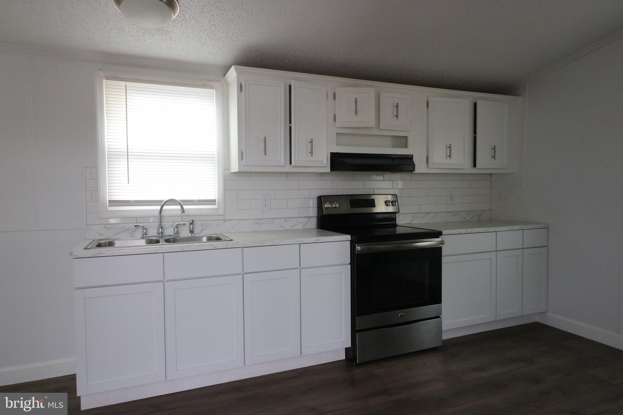 PEPPERMINT WOODS - Residential