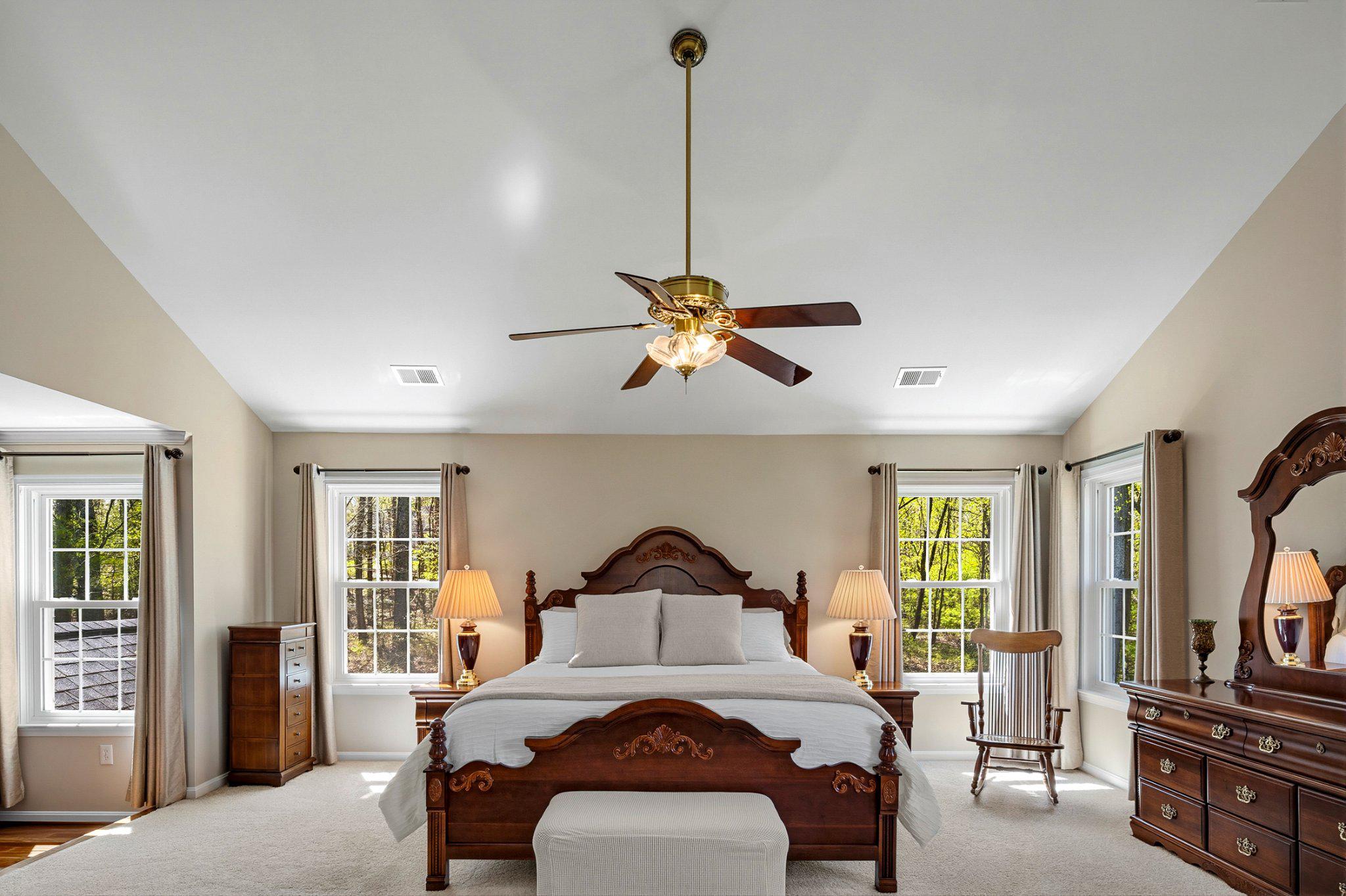 MAPLE CREEK - Residential