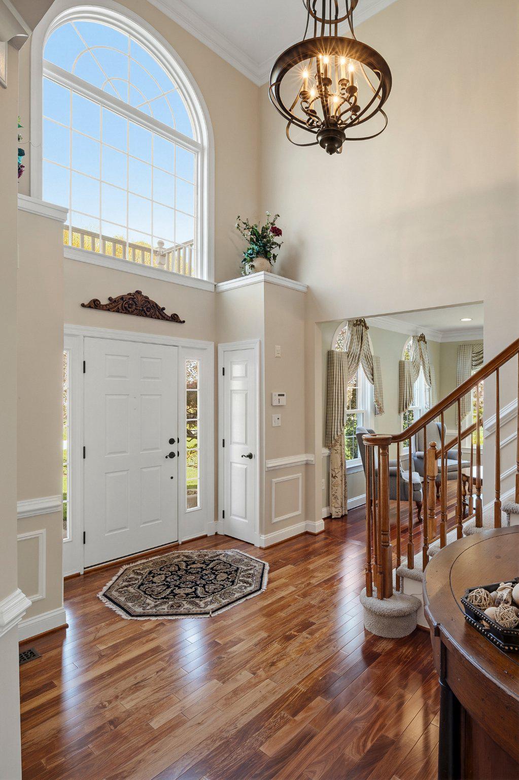 MAPLE CREEK - Residential