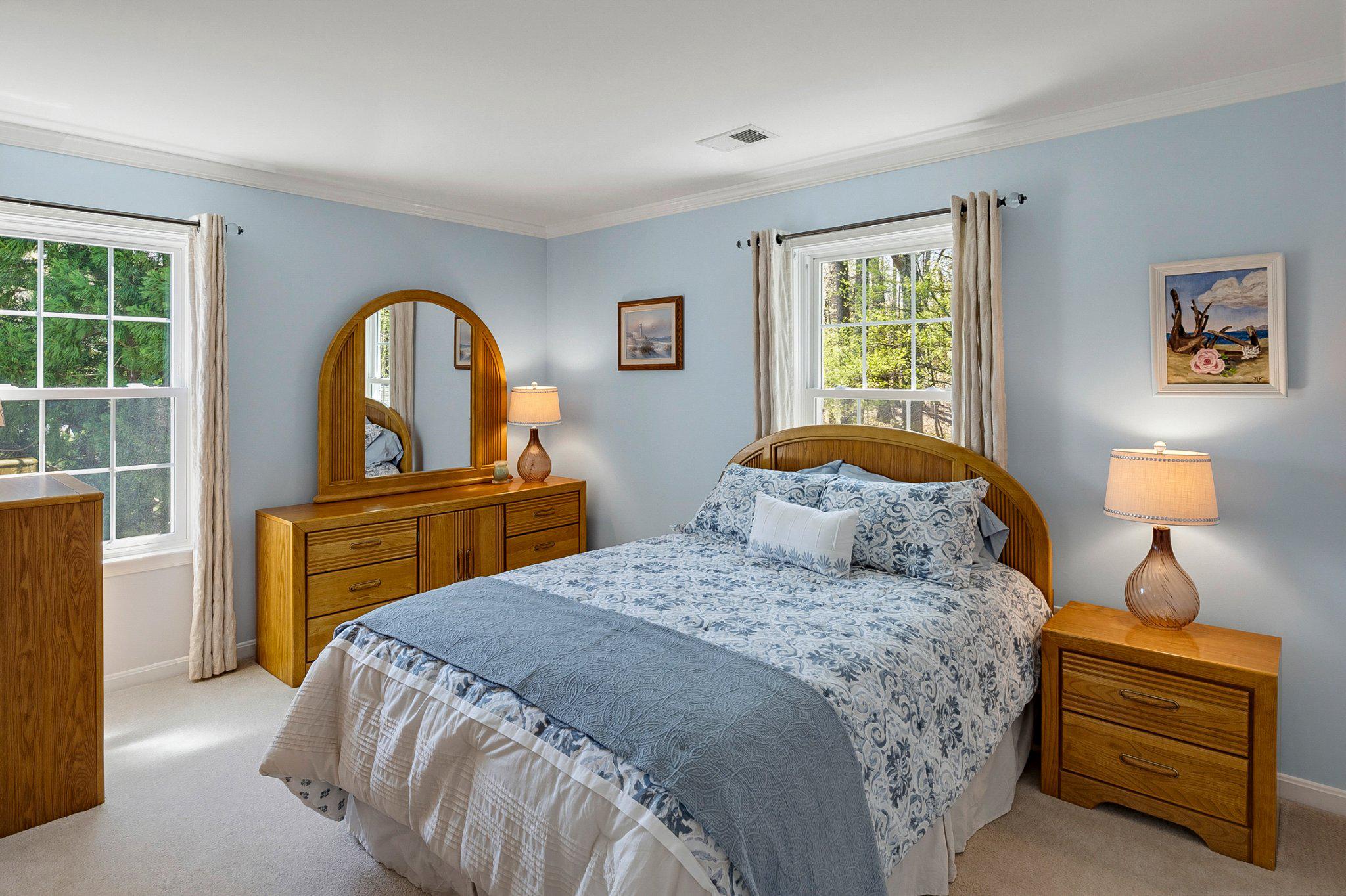 MAPLE CREEK - Residential