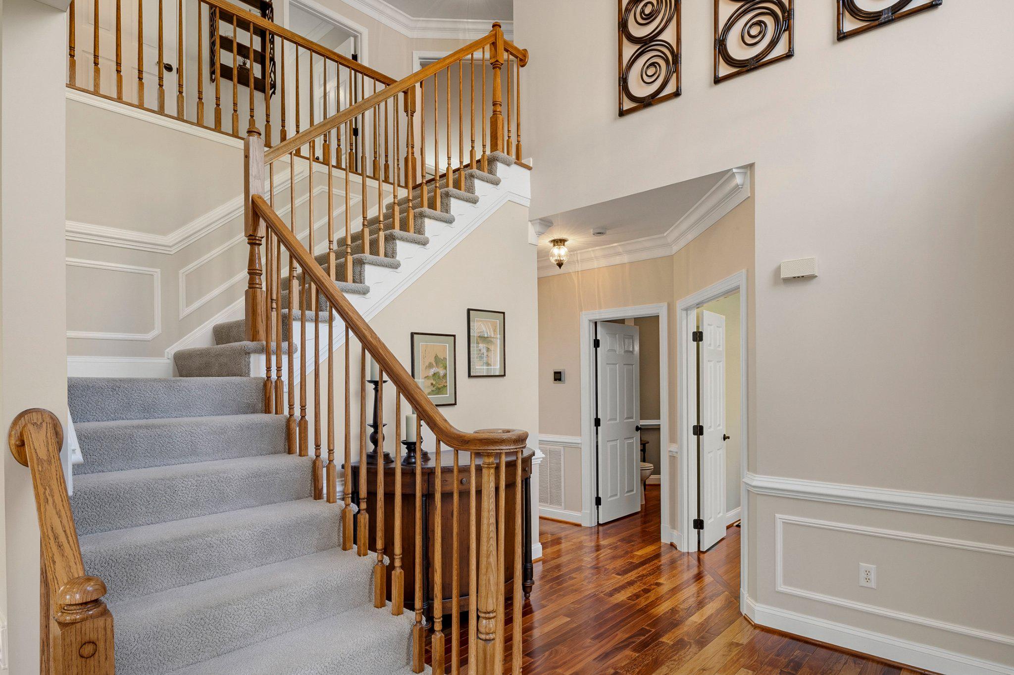 MAPLE CREEK - Residential