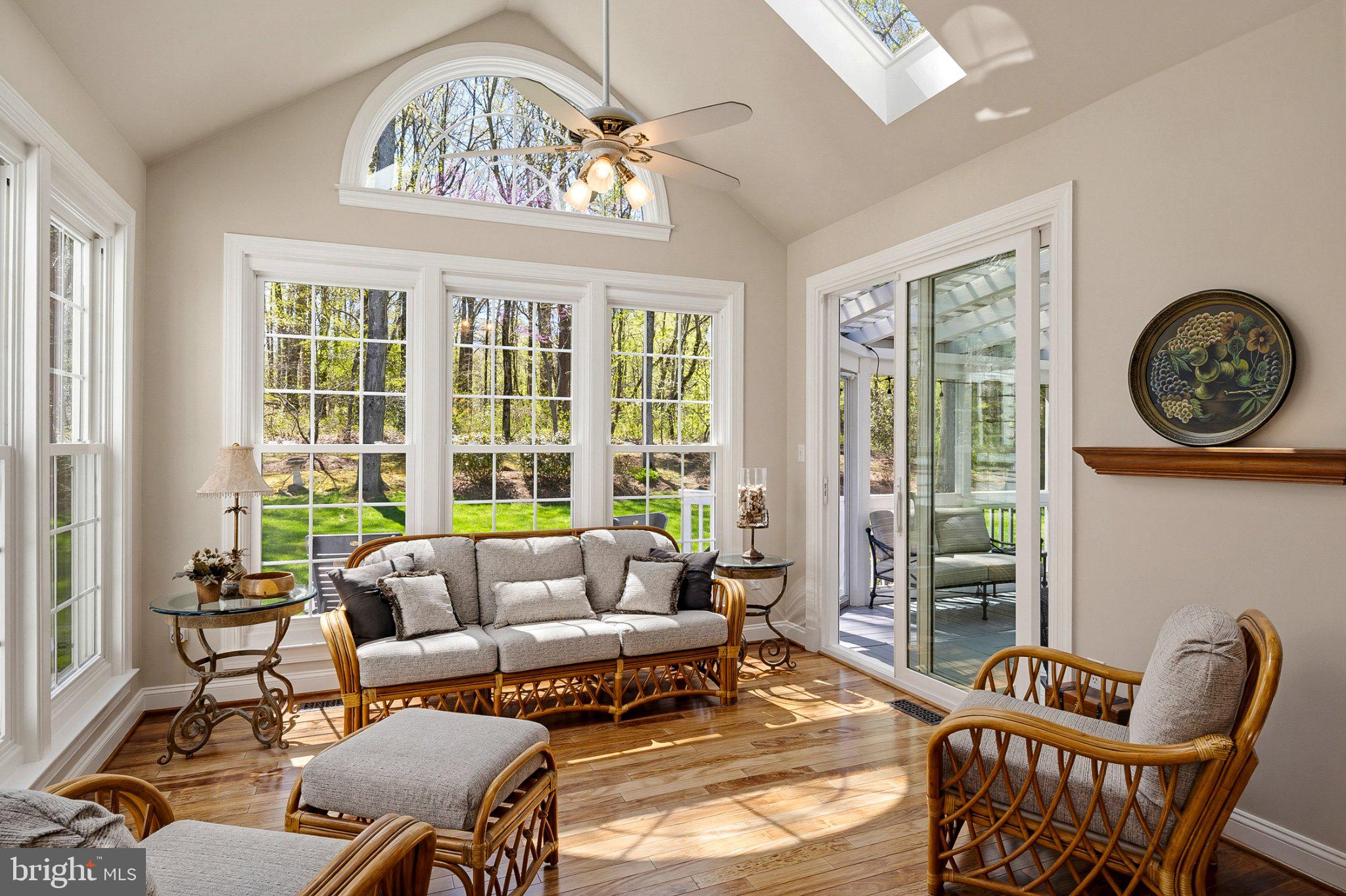 MAPLE CREEK - Residential