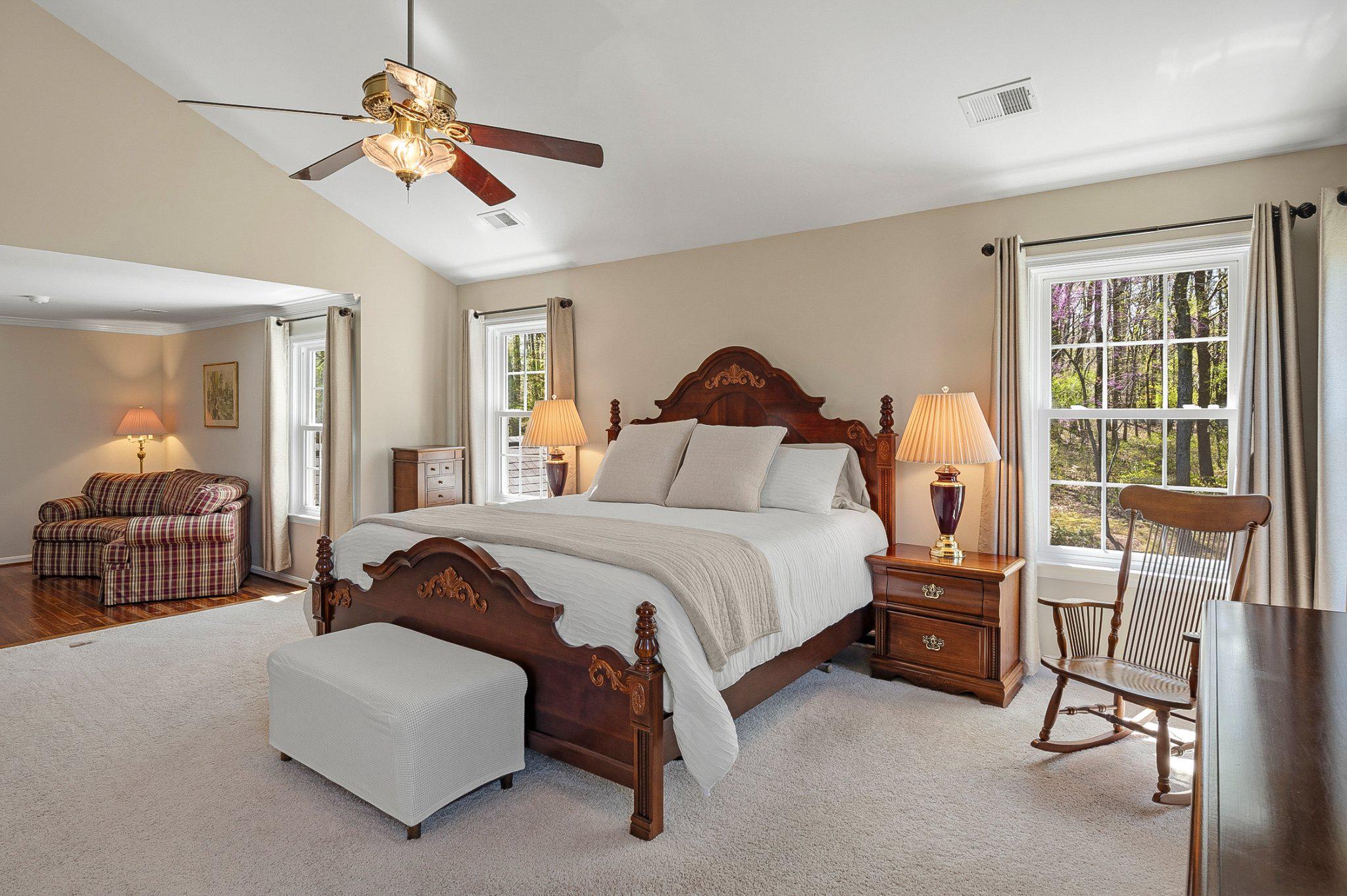 MAPLE CREEK - Residential