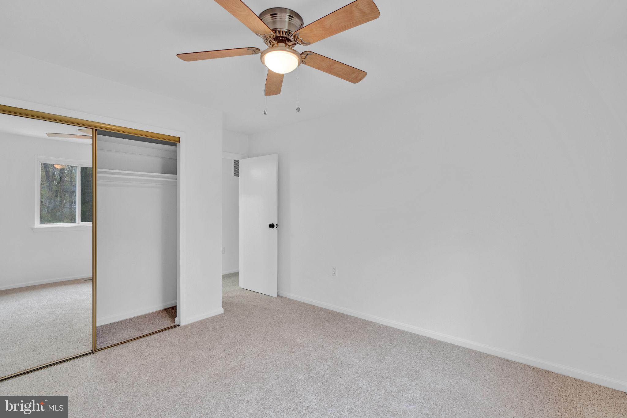 BURKE STATION SQUARE - Residential