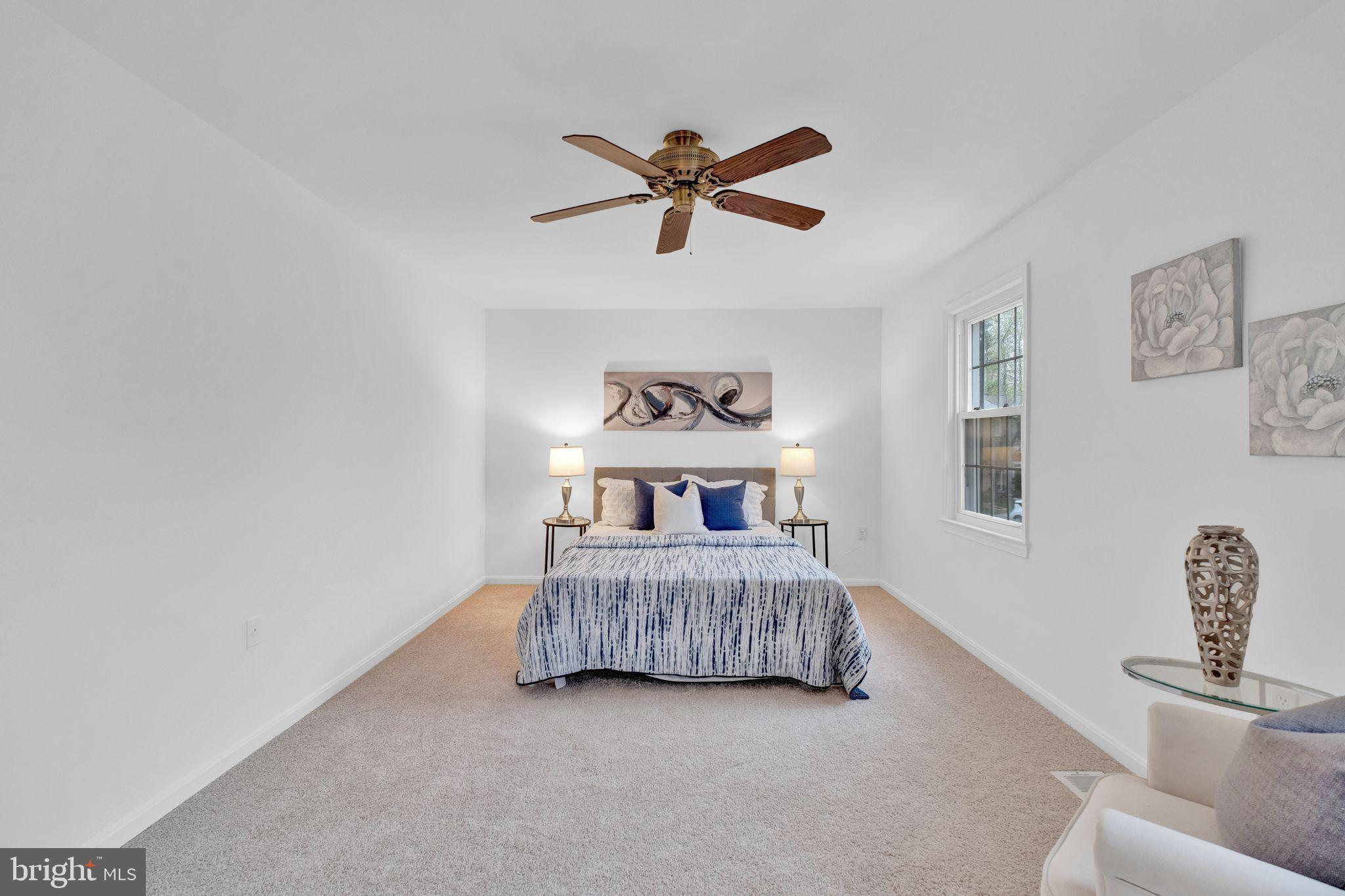 BURKE STATION SQUARE - Residential