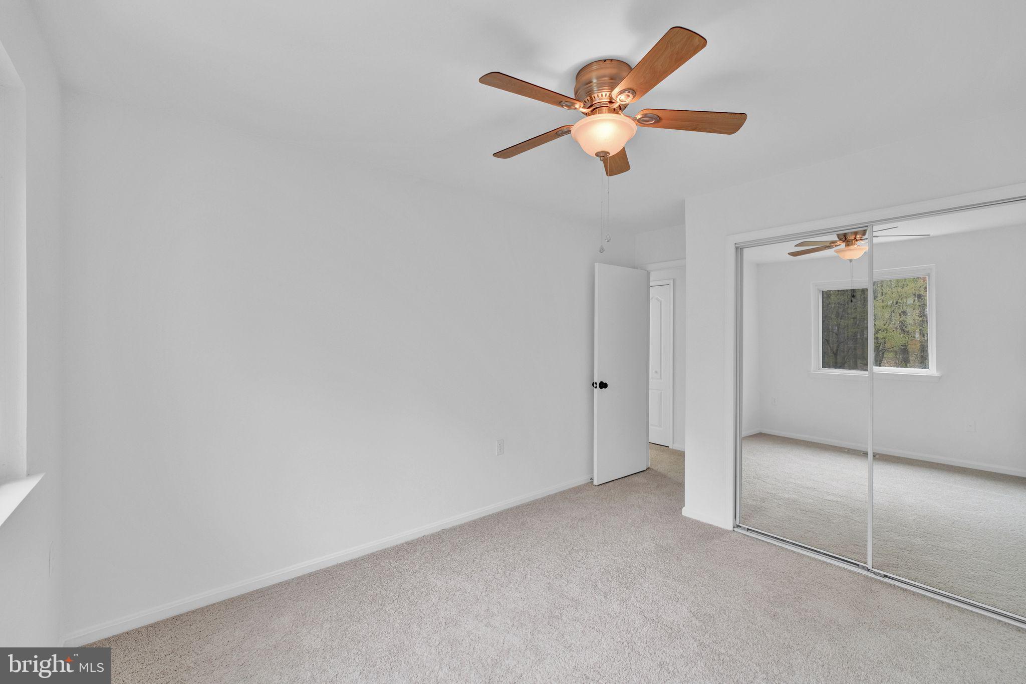 BURKE STATION SQUARE - Residential