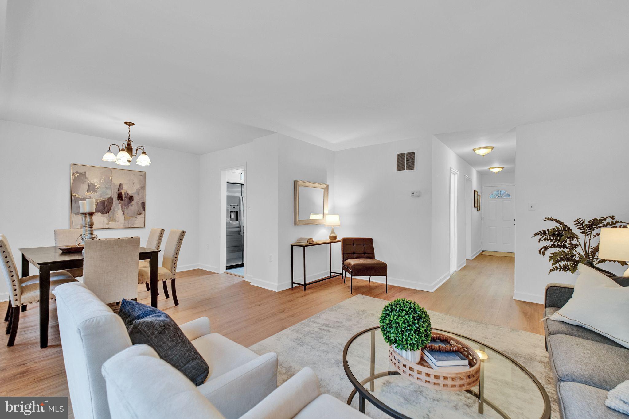 BURKE STATION SQUARE - Residential