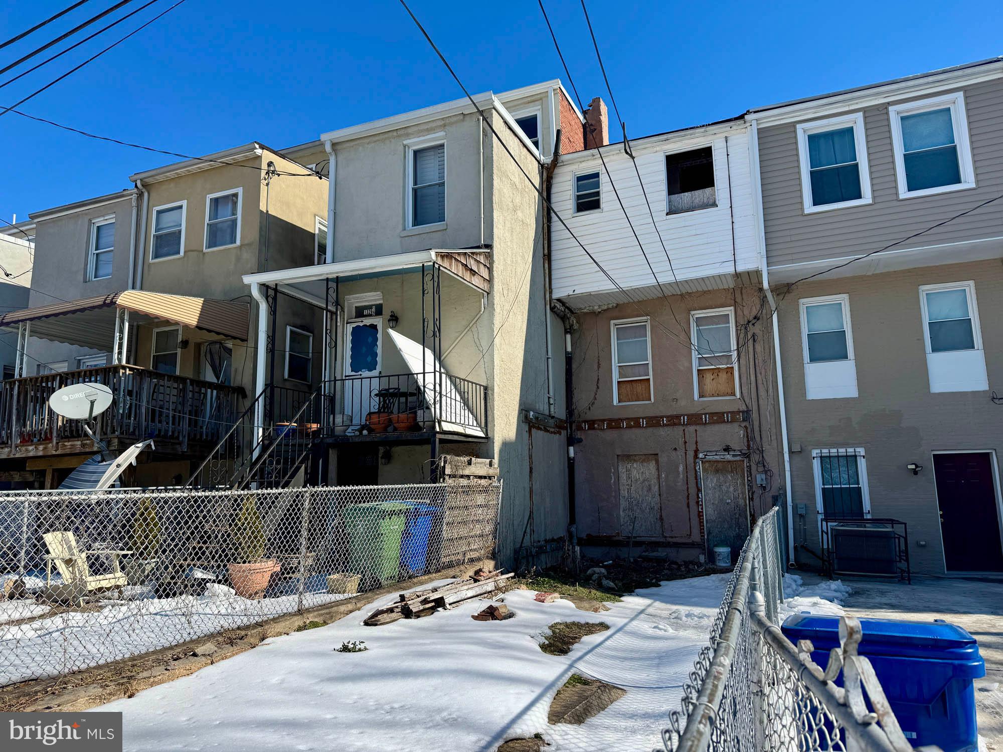 SANDTOWN-WINCHESTER - Residential