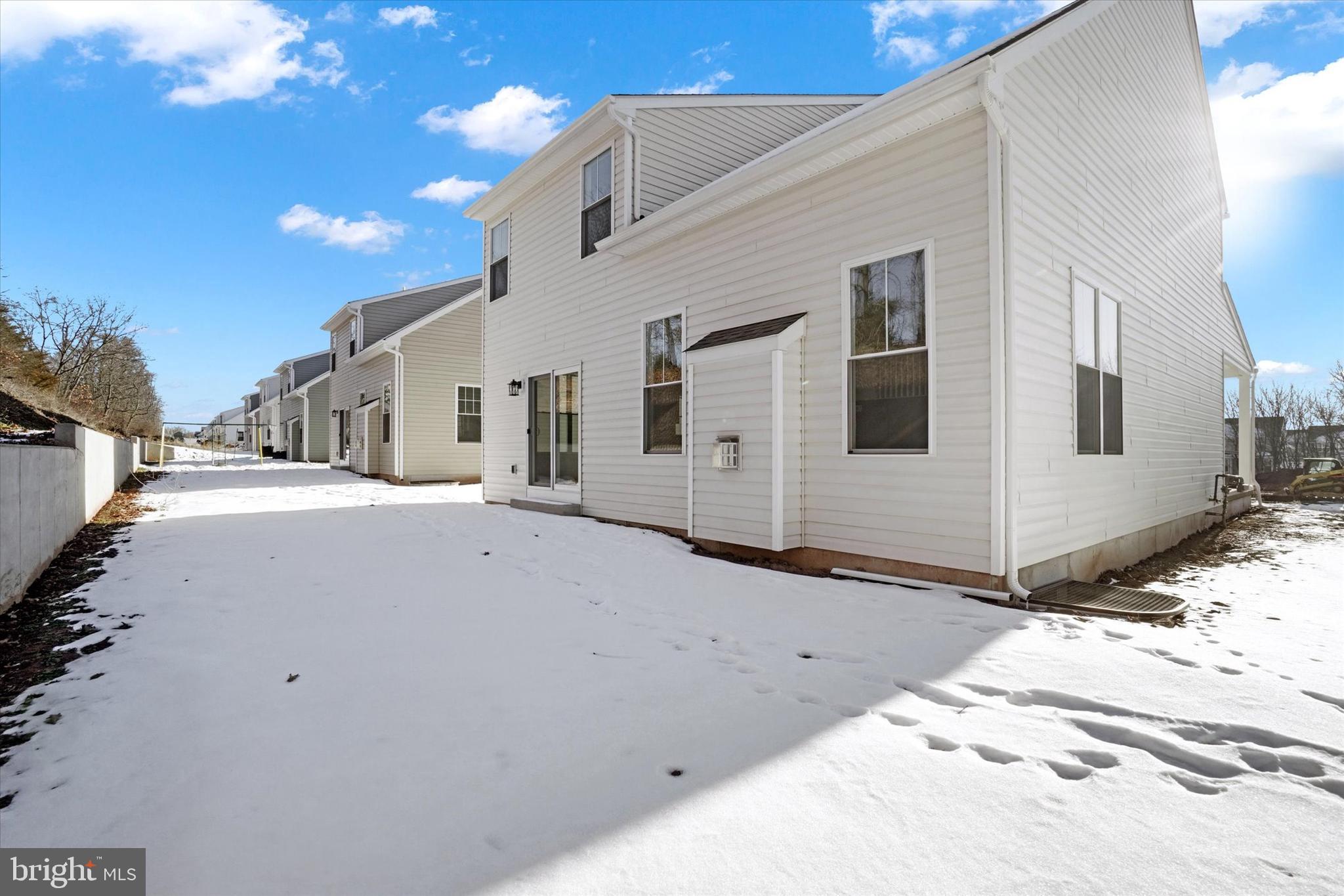 MILLWOOD HOMES AT BENNETT RUN - Residential