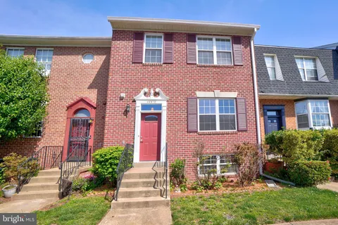 46612 Carriage Court, Sterling, VA 20164 - MLS#: VALO2094580