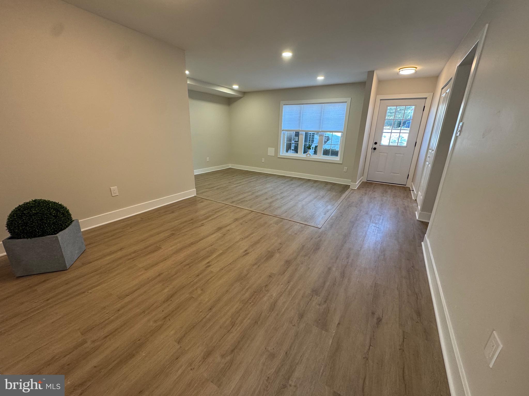 CROFTON MEWS - Residential