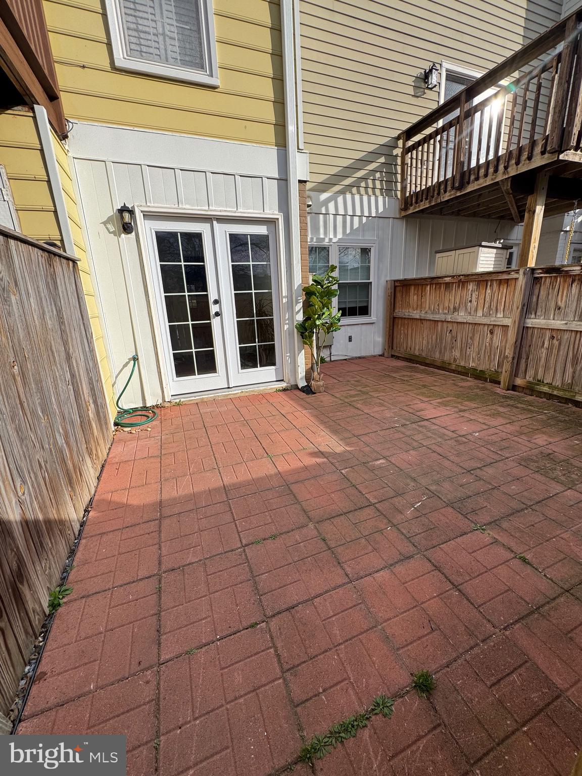 CROFTON MEWS - Residential