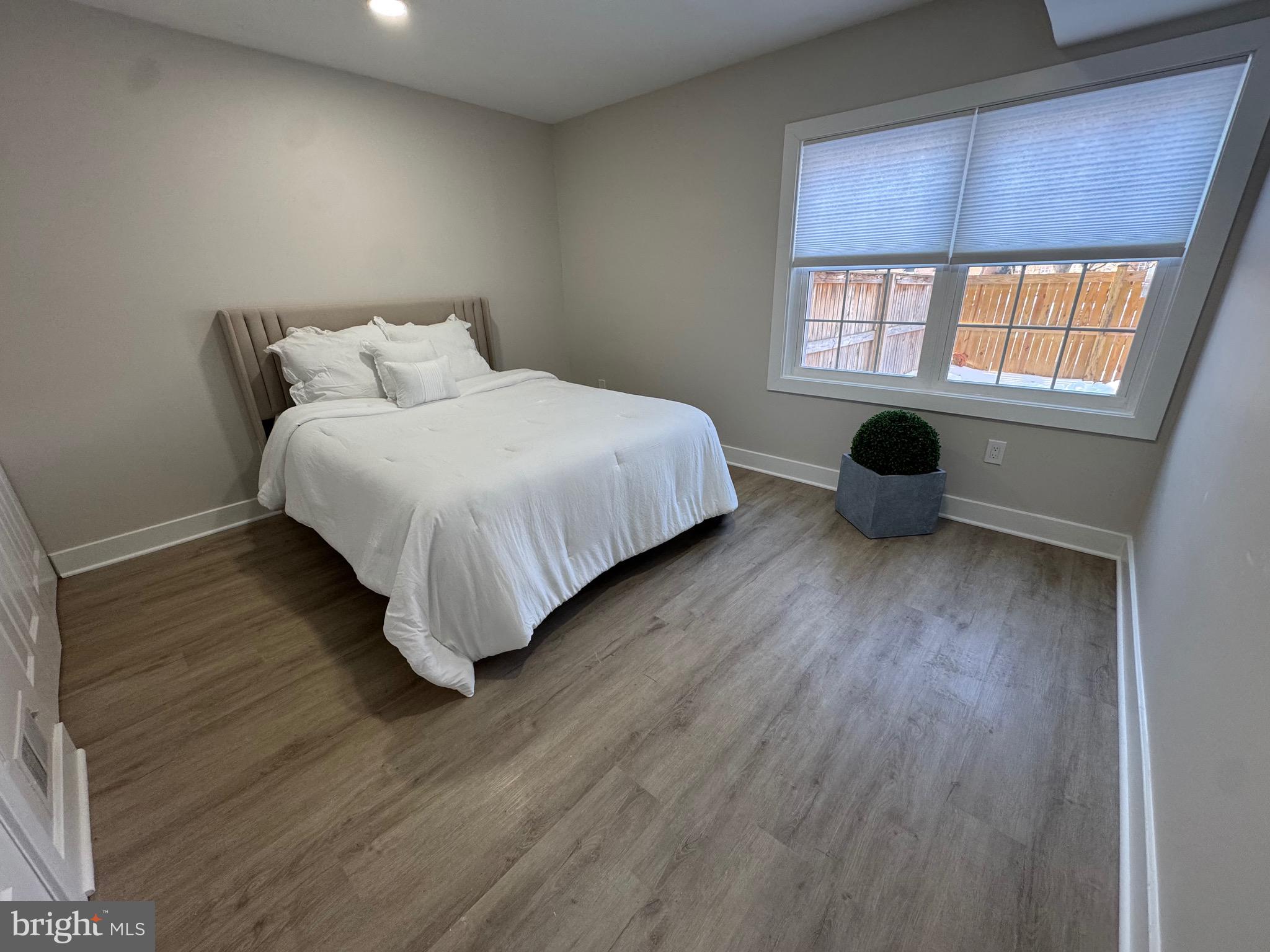 CROFTON MEWS - Residential