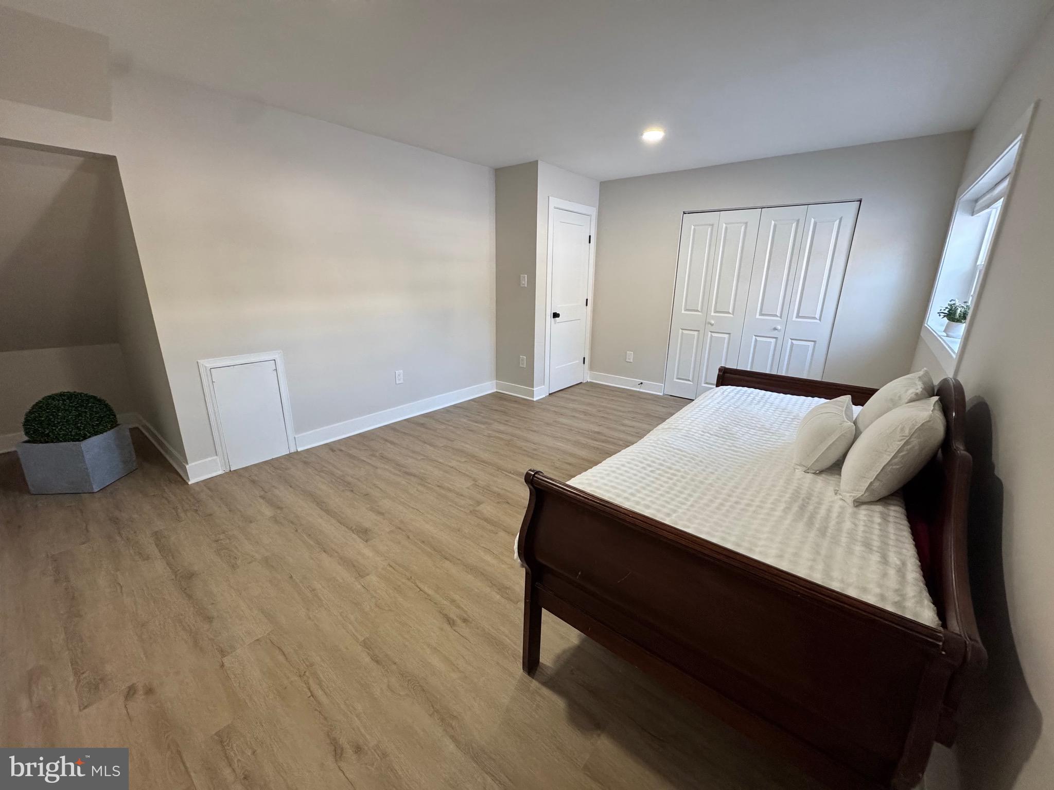 CROFTON MEWS - Residential