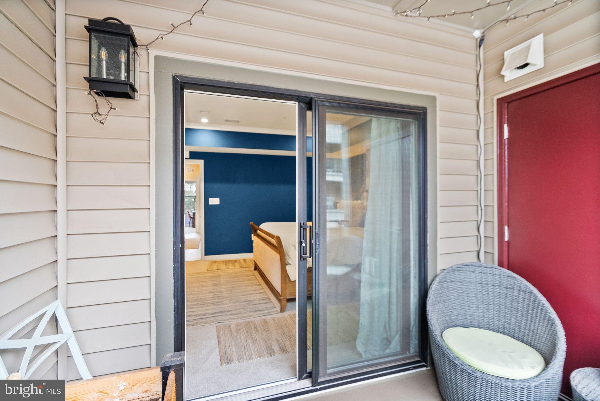 METRO WALK AT MOOREFIELD STATION - Residential Lease