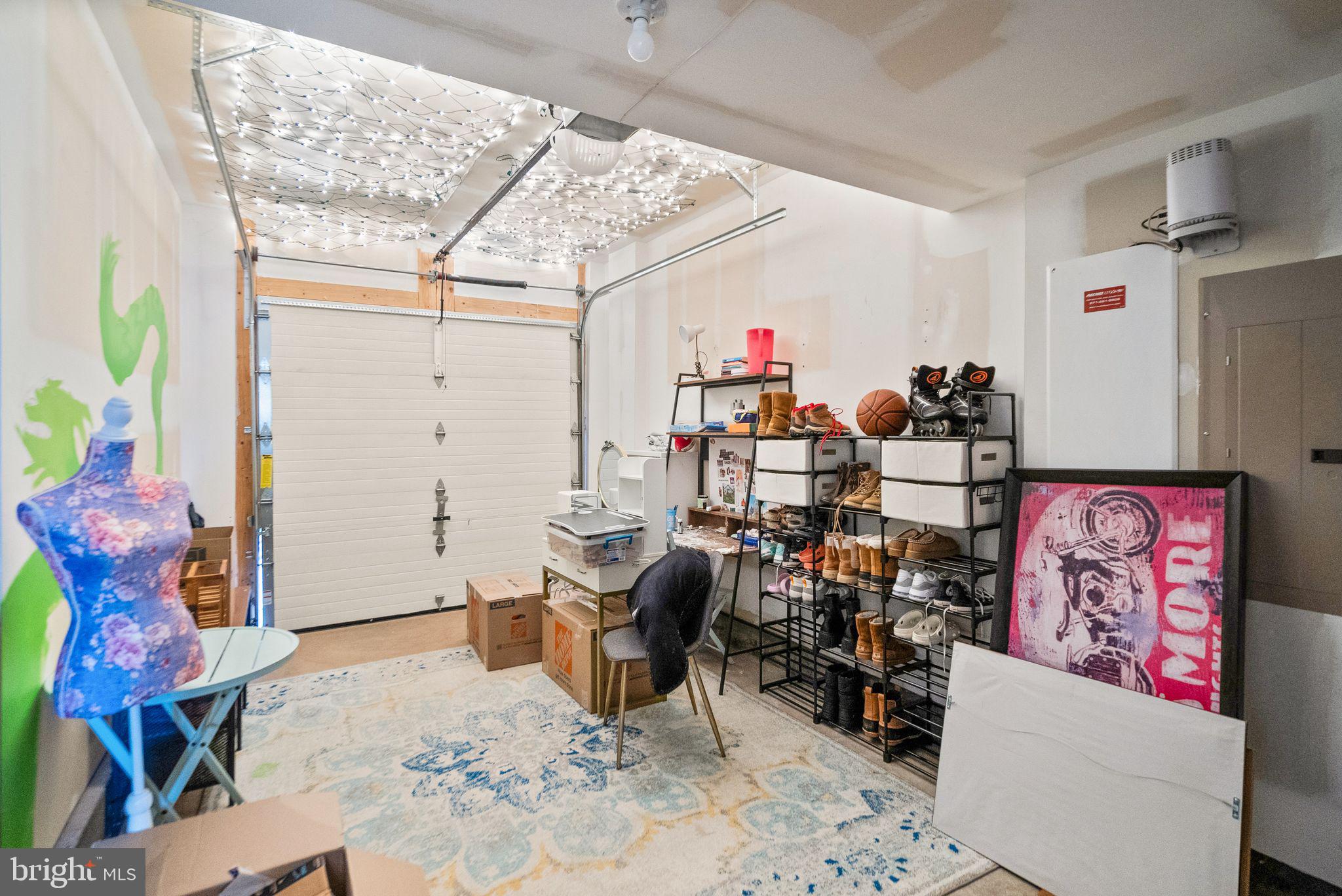 METRO WALK AT MOOREFIELD STATION - Residential Lease