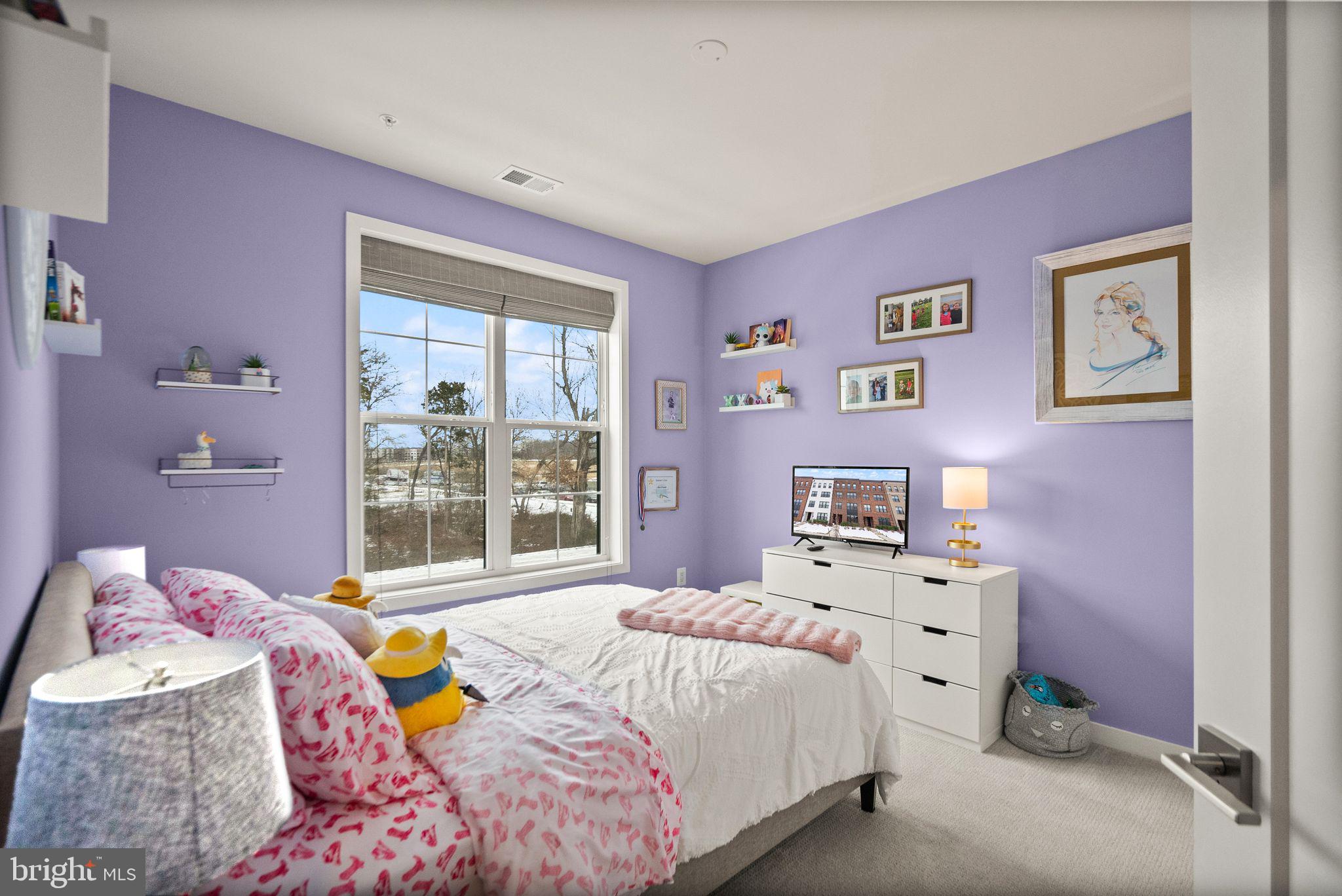 METRO WALK AT MOOREFIELD STATION - Residential Lease